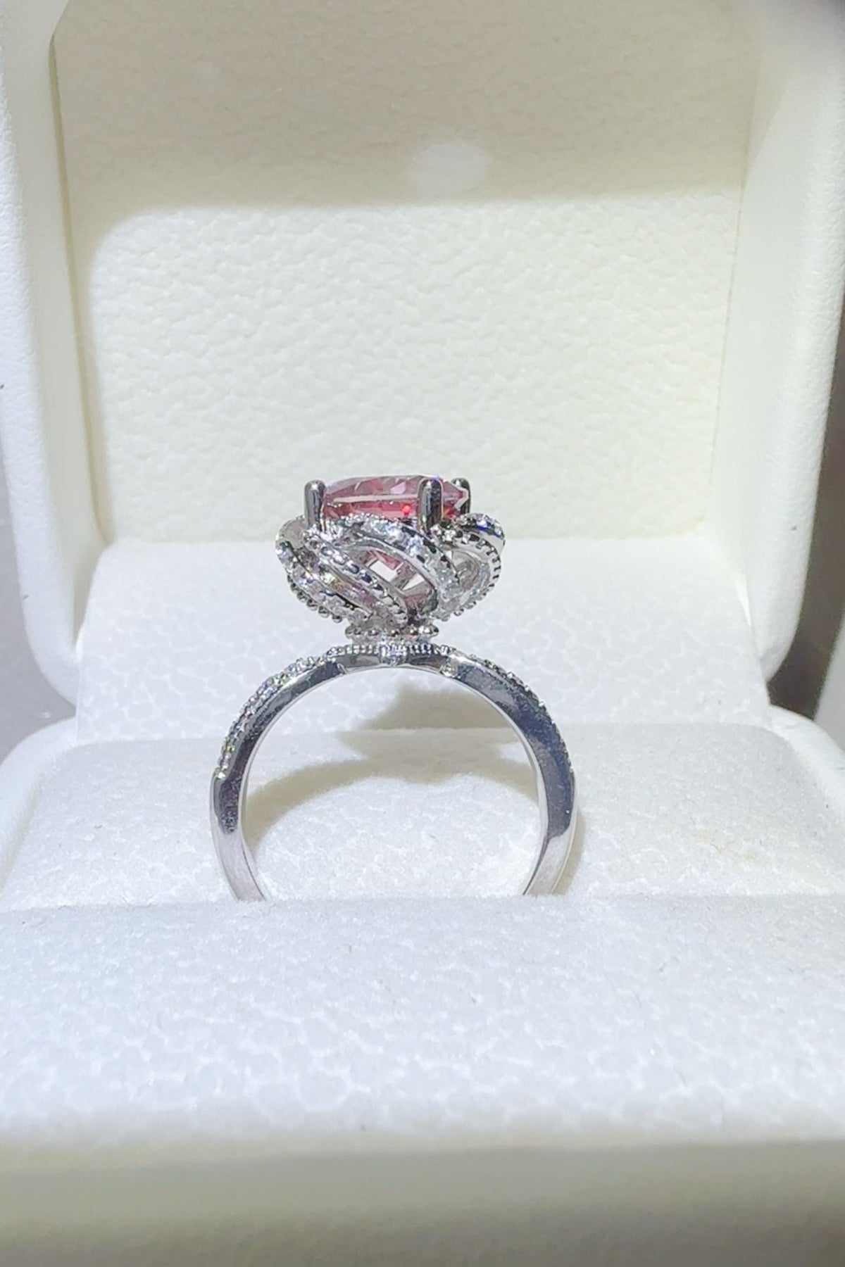 Rings made of Moissanite | Best deals 2025 | donjane