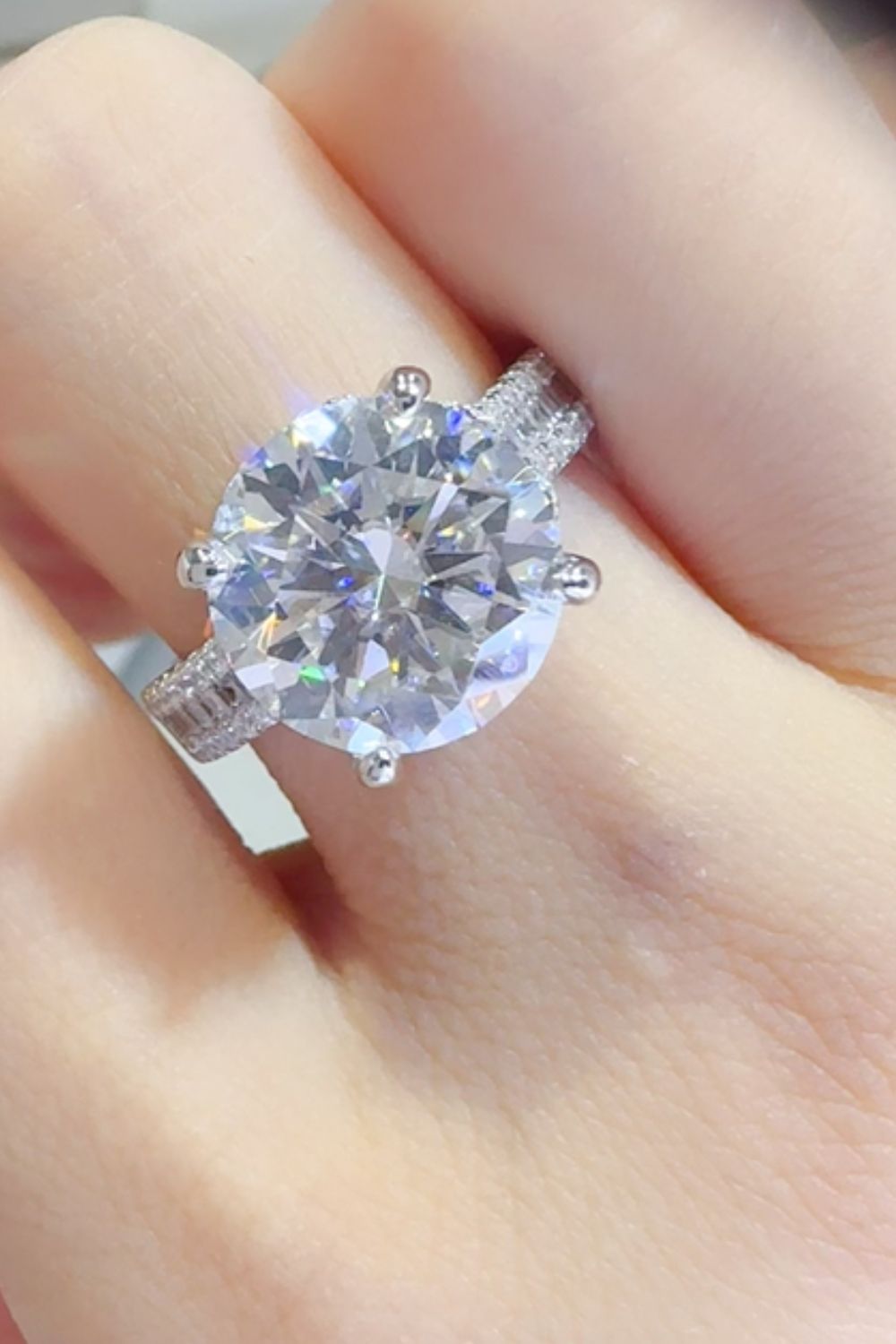 antique cushion cut moissanite antique jewelry silver 5 Carat Moissanite 925 Sterling Silver Ring in Silver, size 6, 7, 8, 9, 5, shown in side perspective highlighting gemstone detail