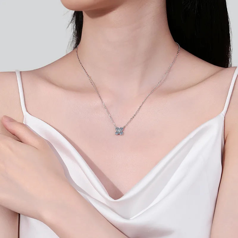 1.26 Carat Moissanite 925 Sterling Silver Geometric Shape Pendant Necklace Silver One Size