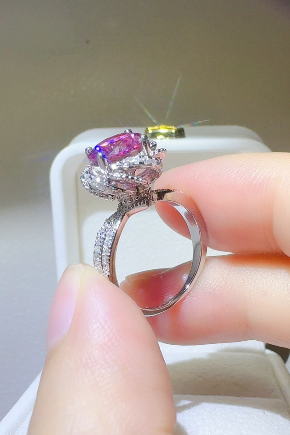 2 Carat Moissanite 925 Sterling Silver Flower Shaper Ring, beautiful rings