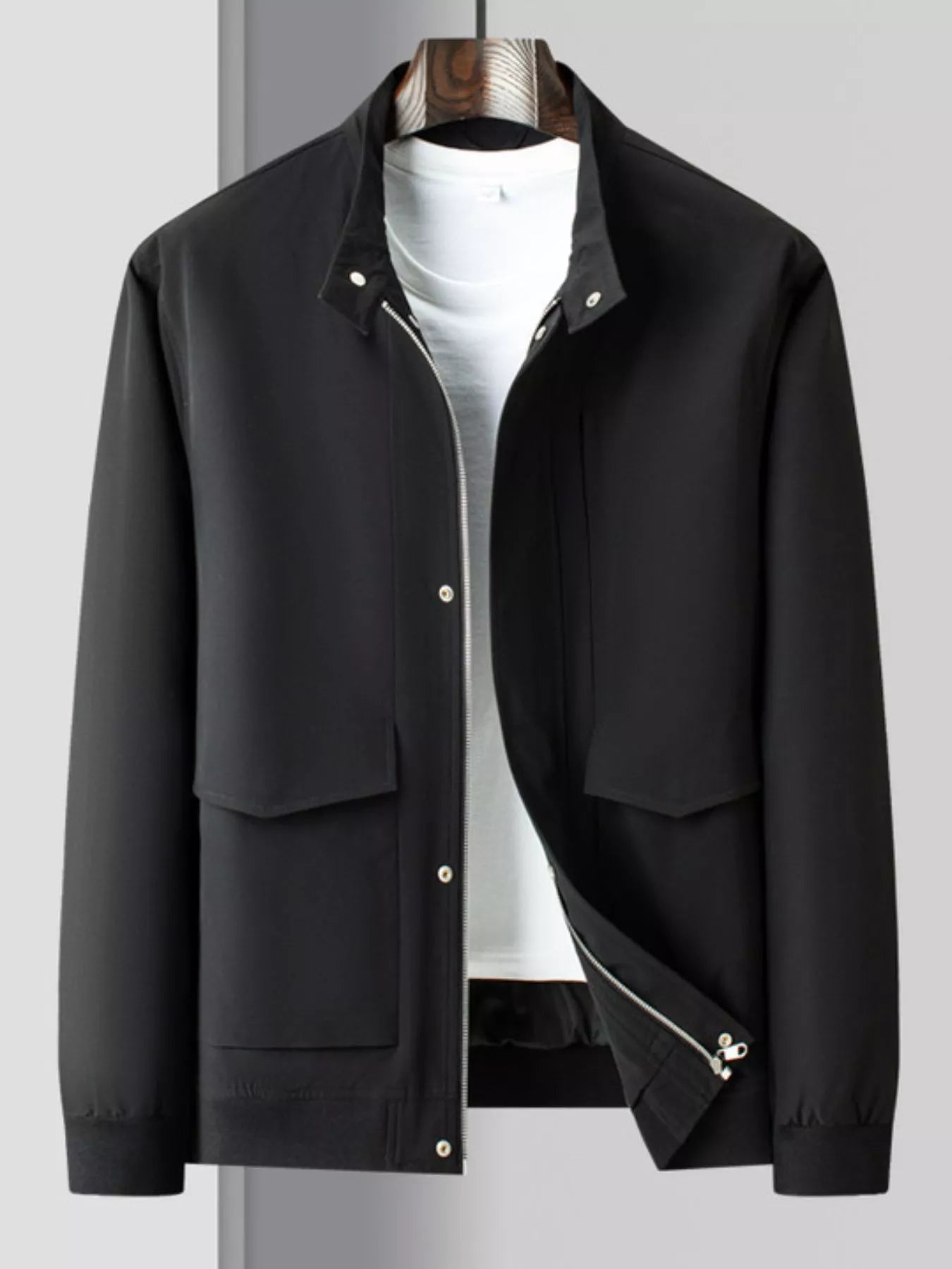 men’s relaxed fit lined coat with chest pockets