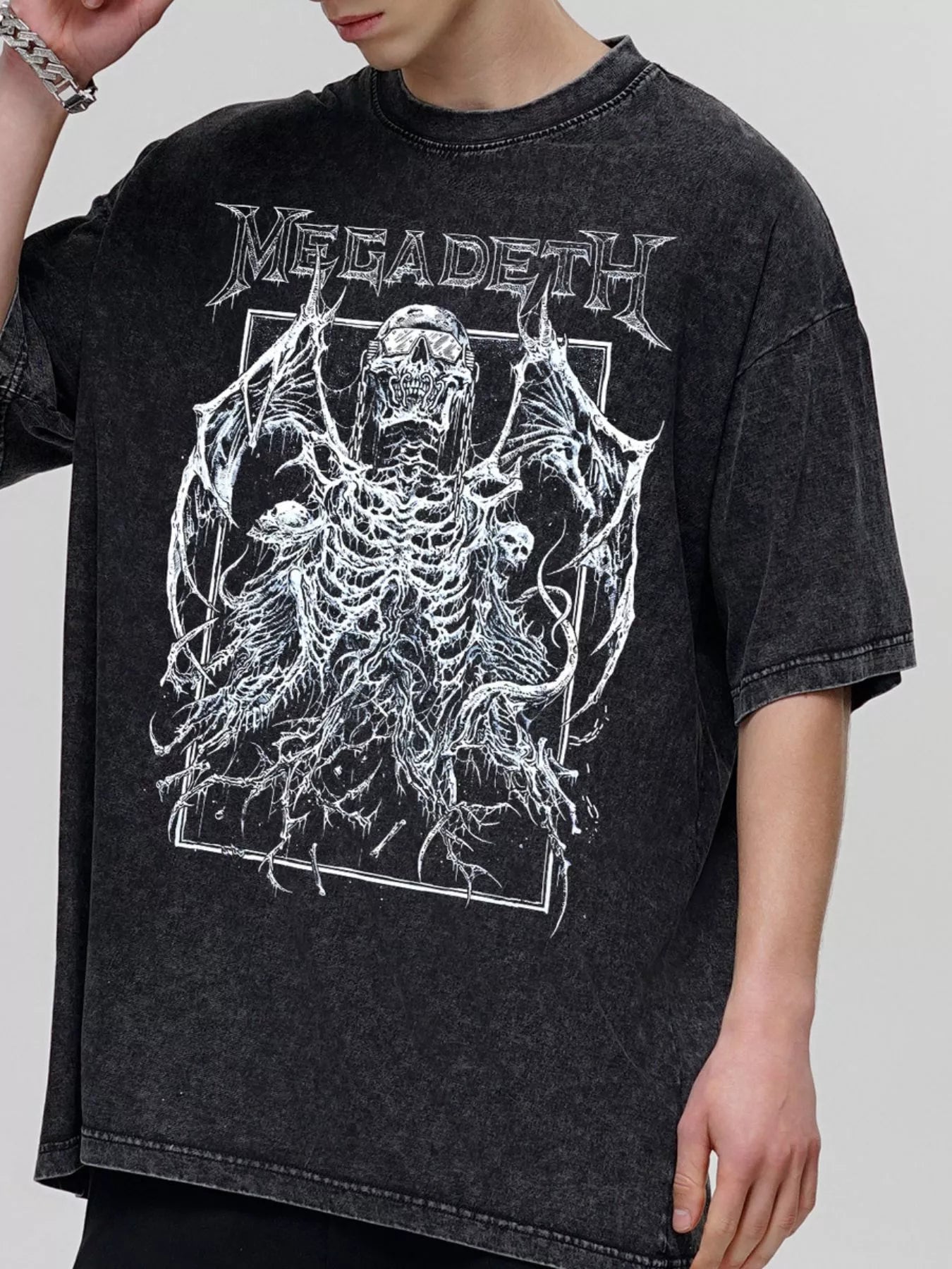 men's men's graphic vintage washed t-shirt - side view