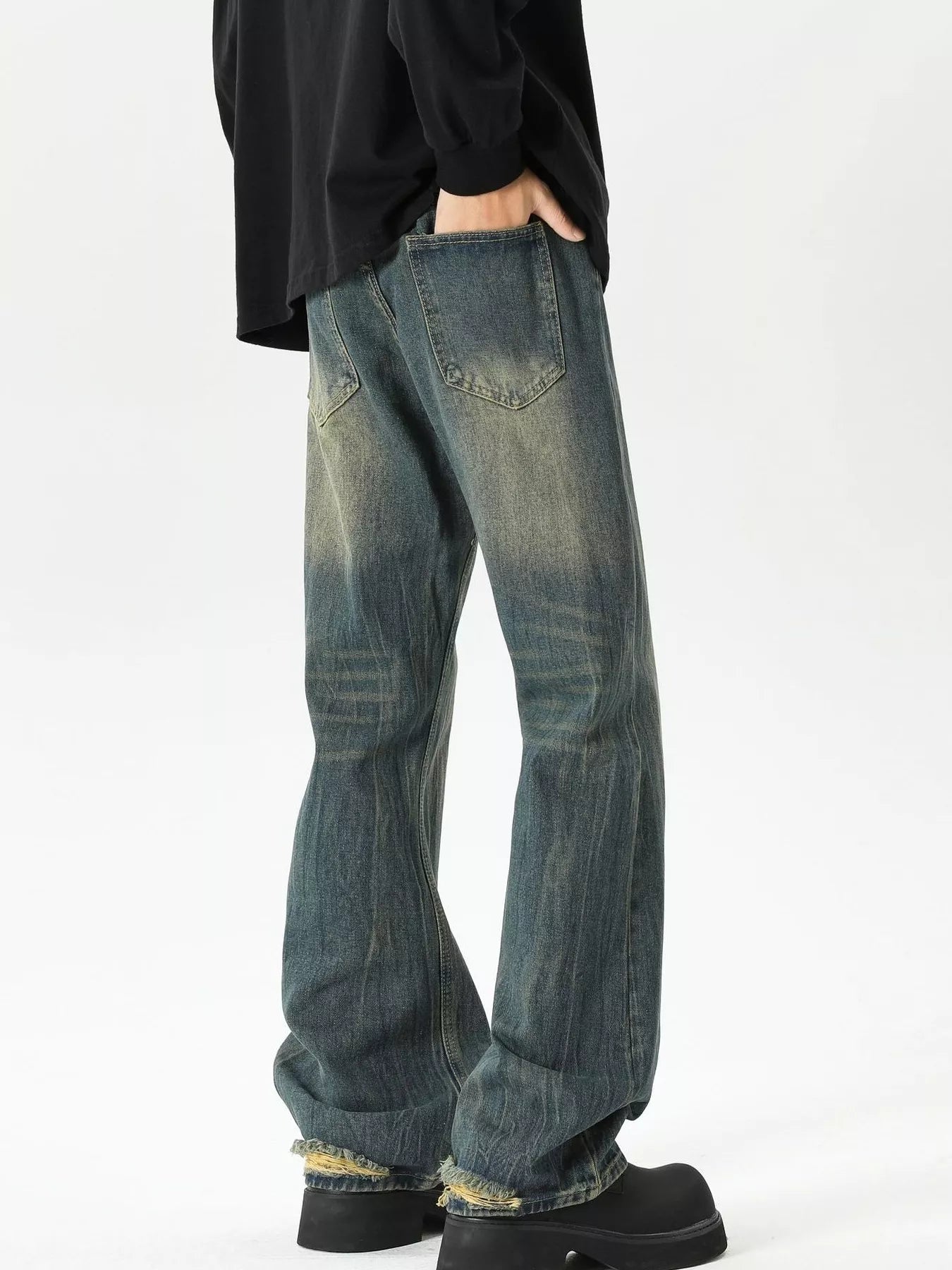 men's men's plus size vintage wash wide leg jeans - lifestyle shot