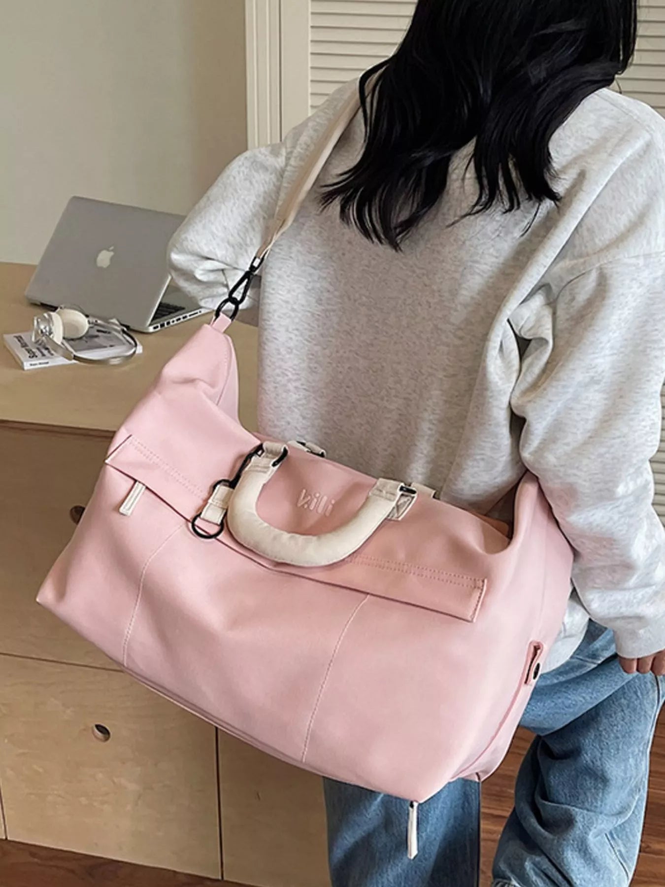 women's lightweight travel duffel bag - additional image