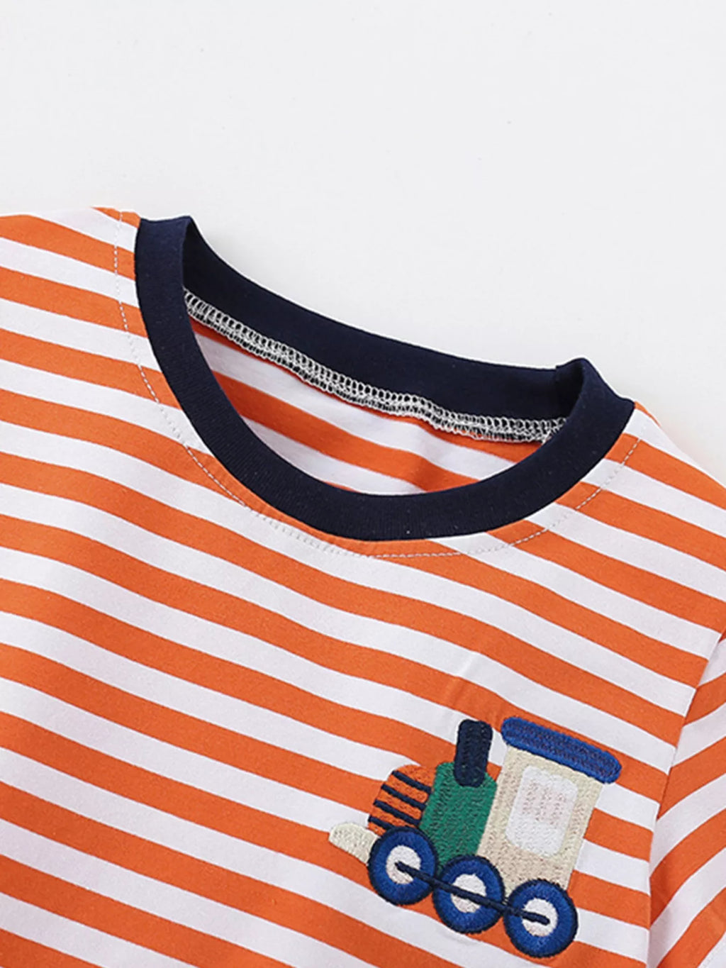 05005d2f89864d49ae6b9312e2637aa8-Max-Origin