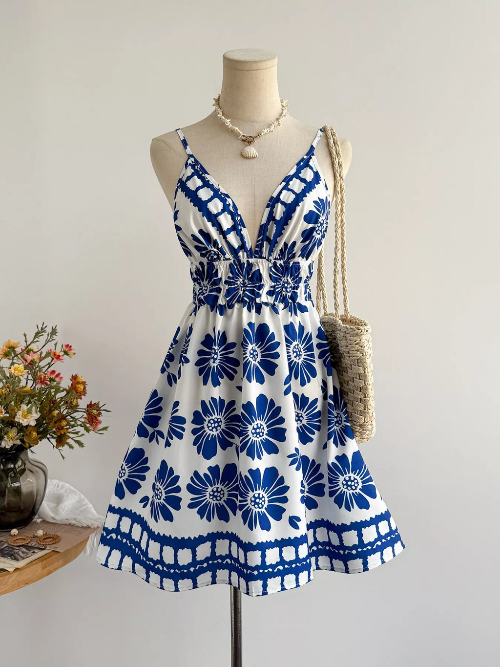 women's floral print v-neck mini dress - main product image