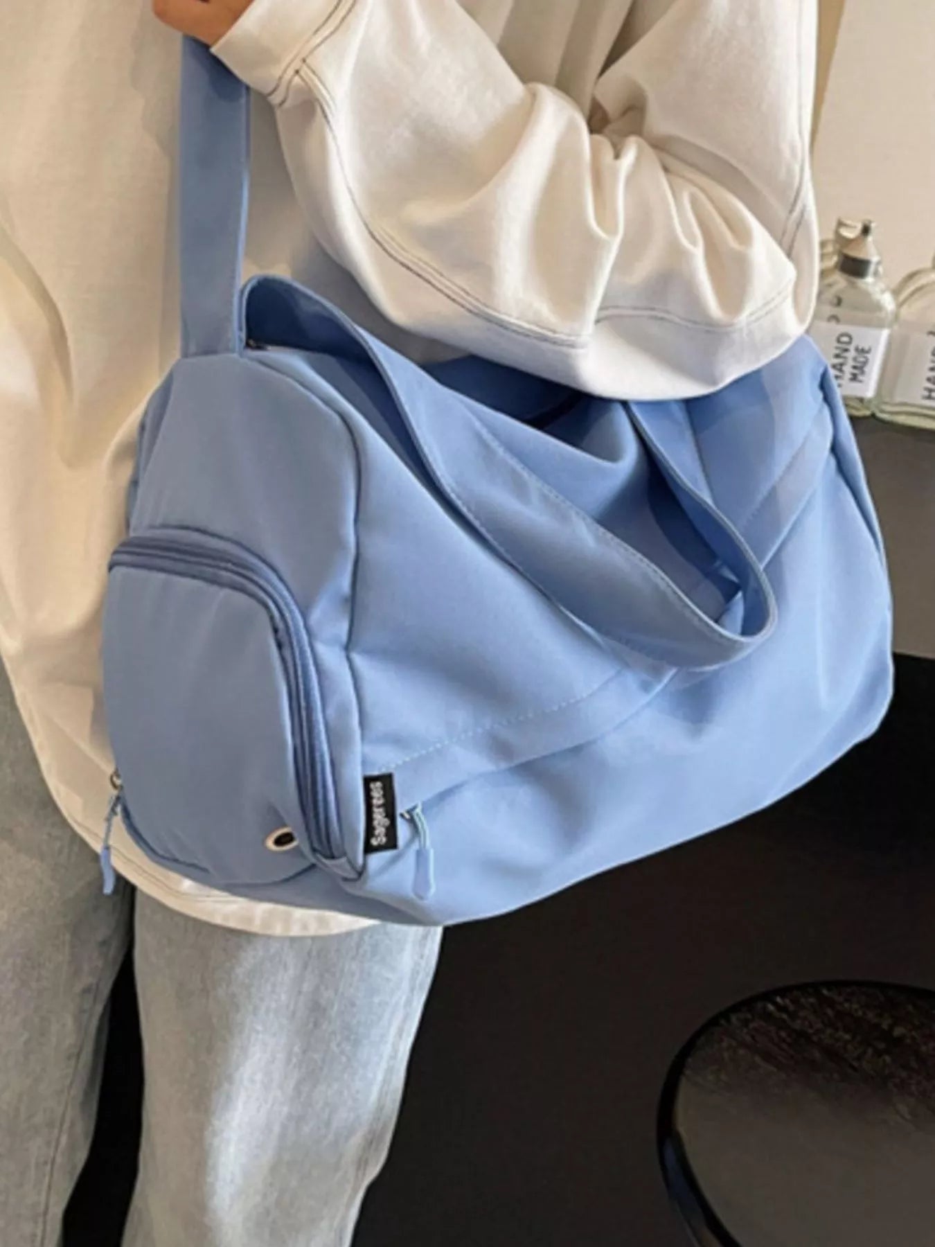 women's lightweight travel duffel bag with shoulder strap - additional image