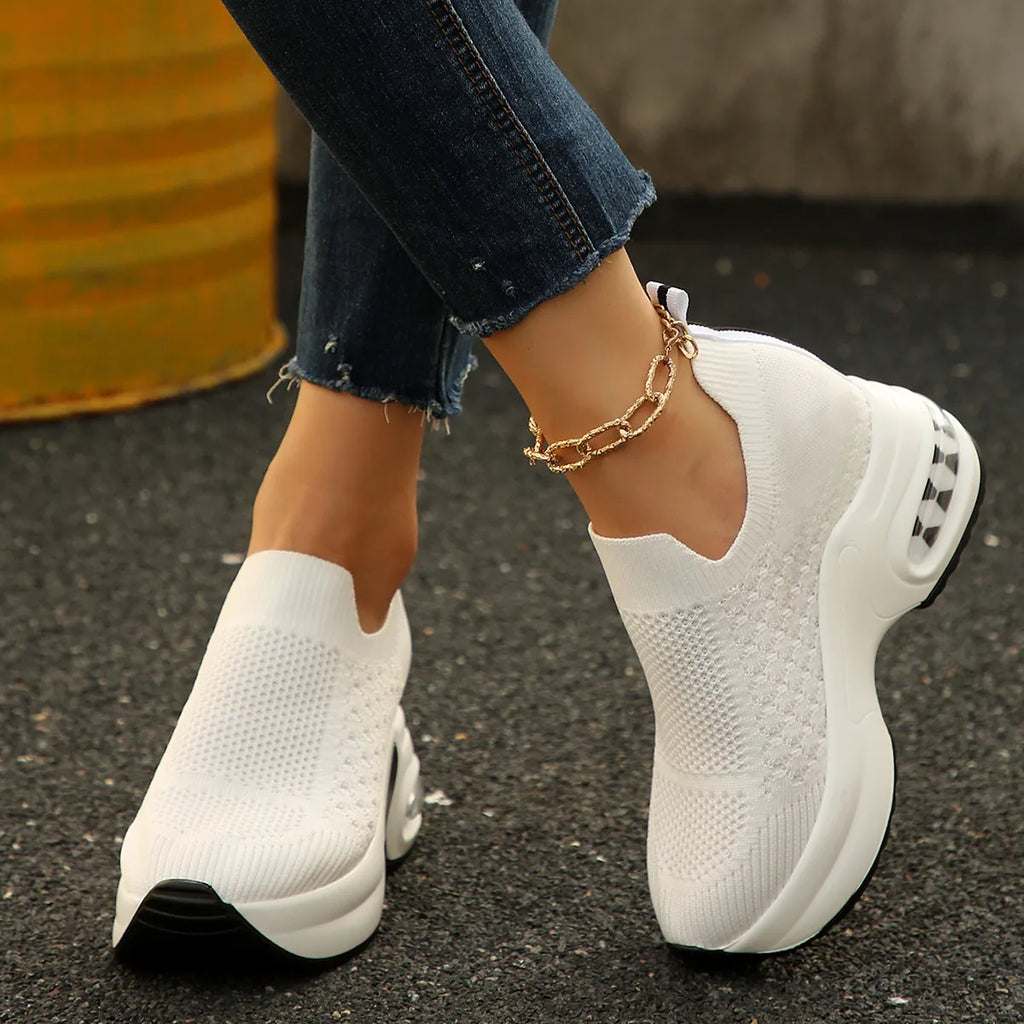 women's breathable mesh platform sneakers - close-up detail