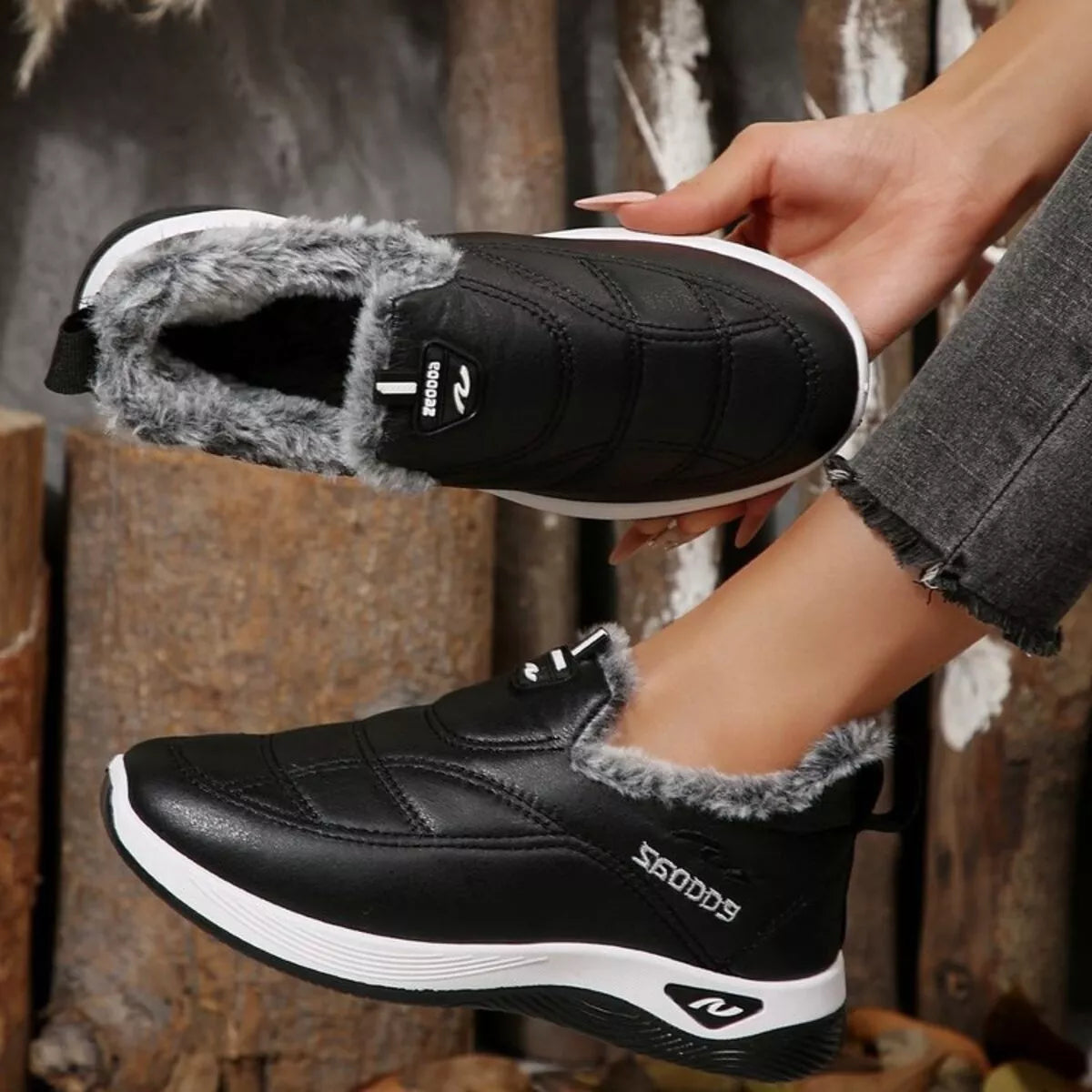 women's plush round toe platform shoes - close-up detail