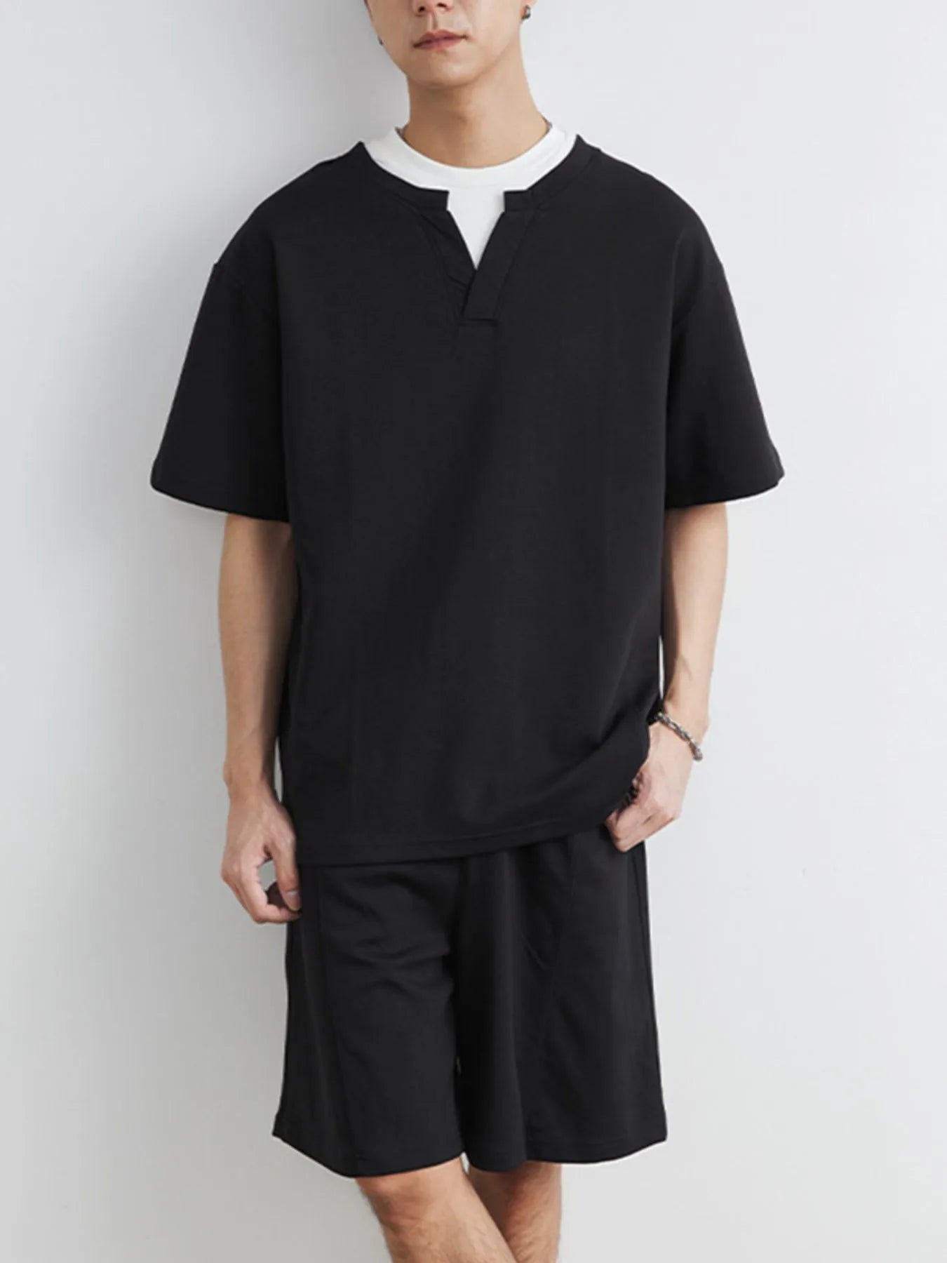 men's men's plus size half sleeve top and shorts set - close-up detail