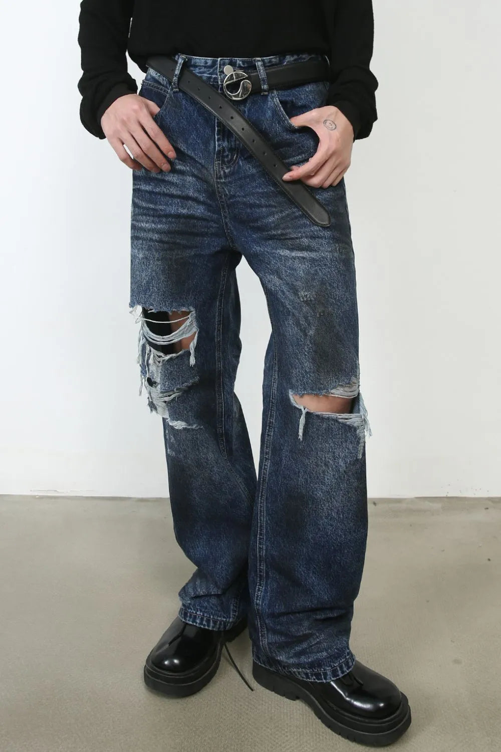 Men's Distressed Jeans with Pockets Dark