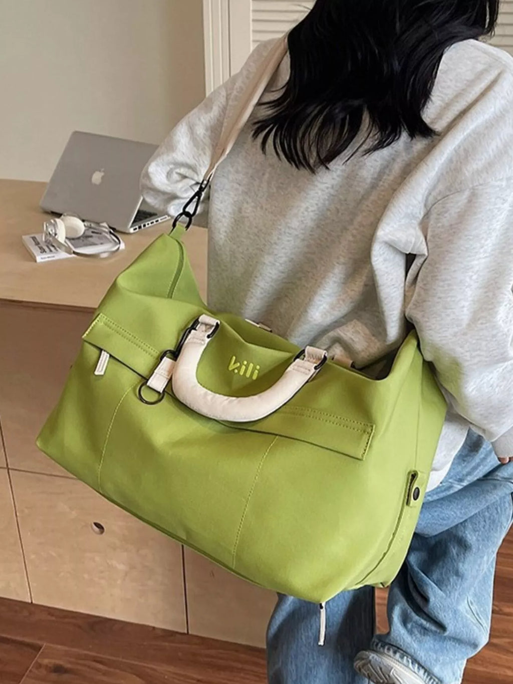 women's lightweight travel duffel bag - additional image