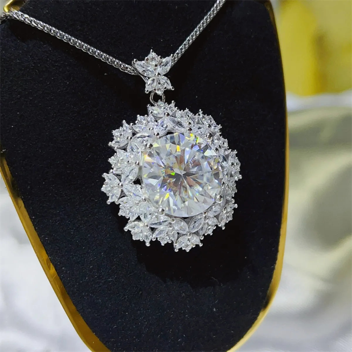 women’s apparel — 10 carat moissanite 925 sterling silver necklace
