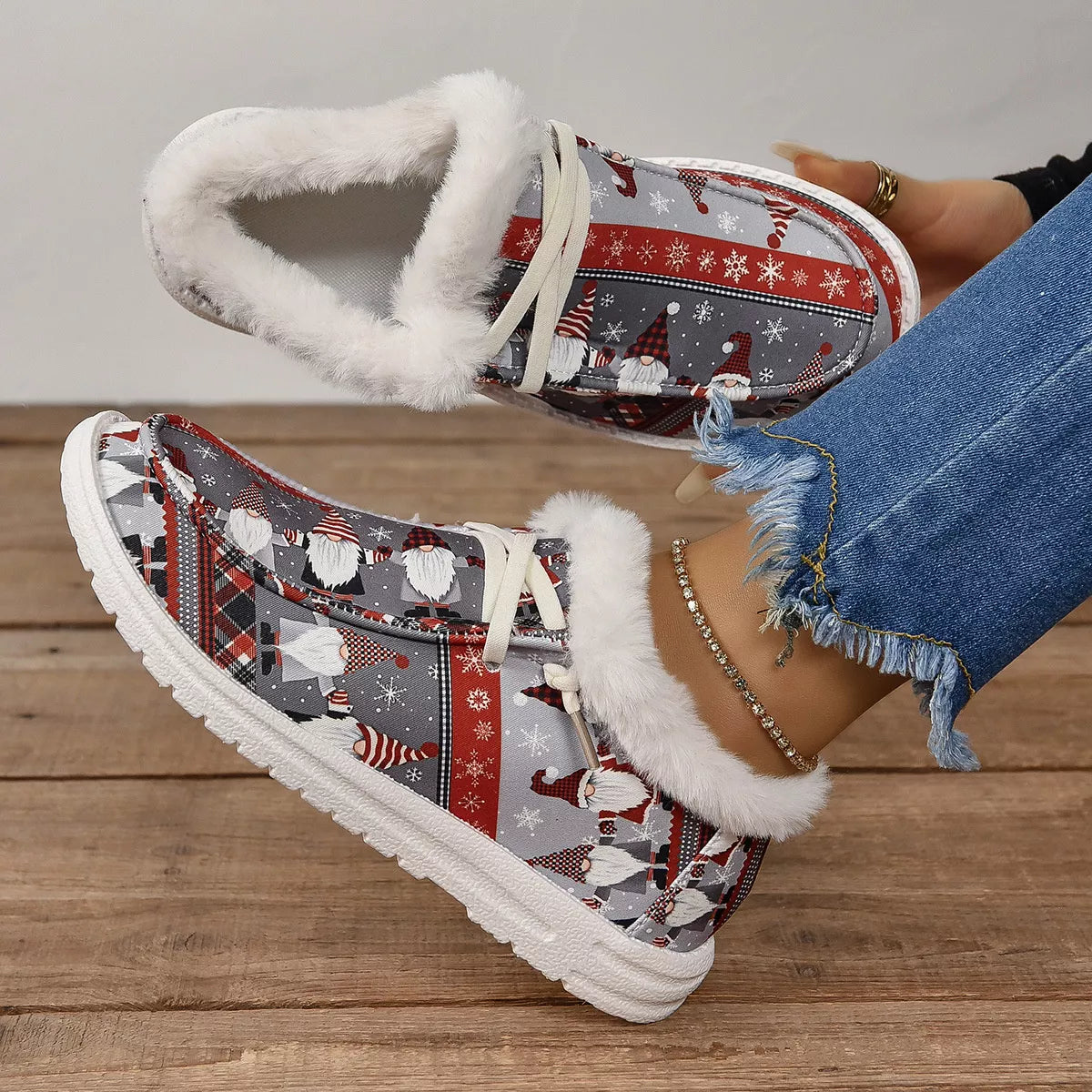 women's christmas print round toe sneakers - extra view