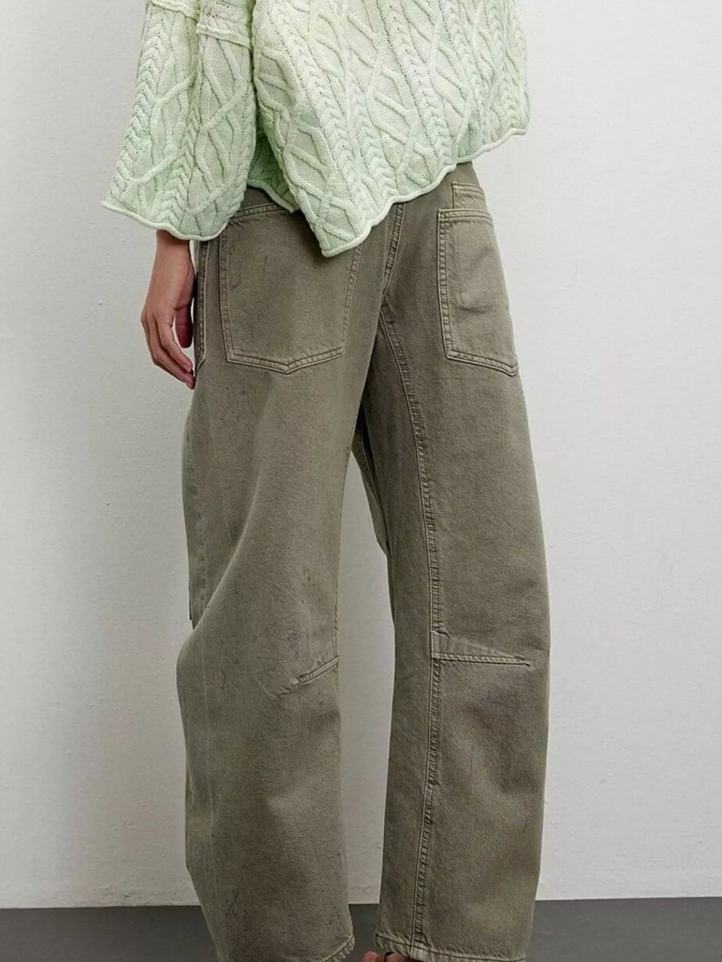women's washed relaxed fit jeans - additional image