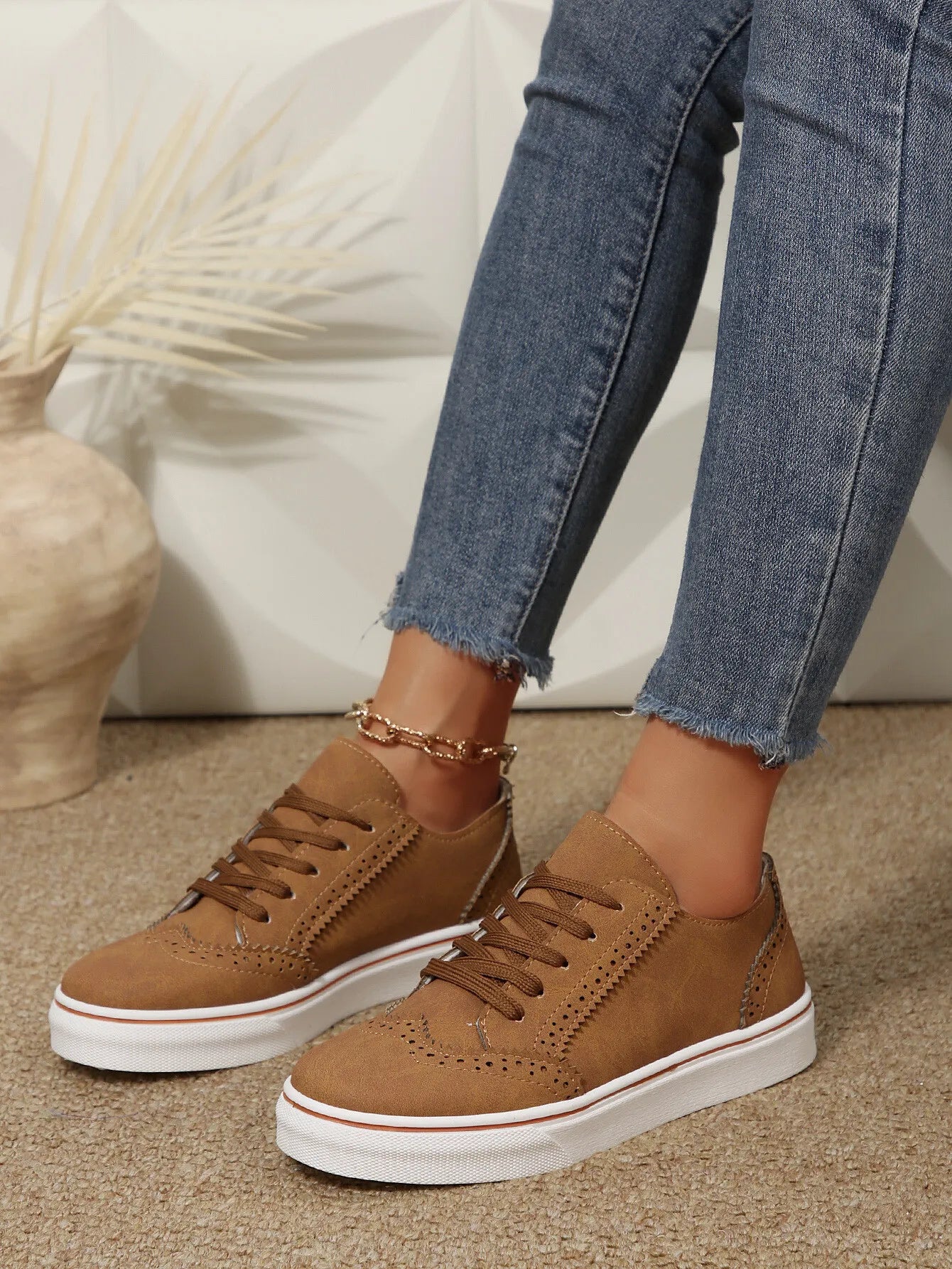 women's lace up round toe platform sneakers - additional image
