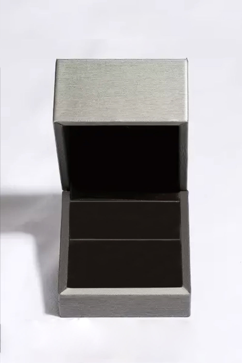 Sterling silver leaf ring displayed in minimalist gift box – Donjane