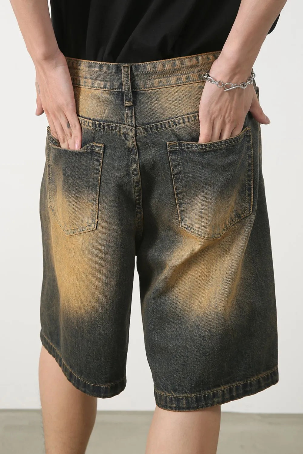 Men's Wasteland Style Demin Shorts with Pockets