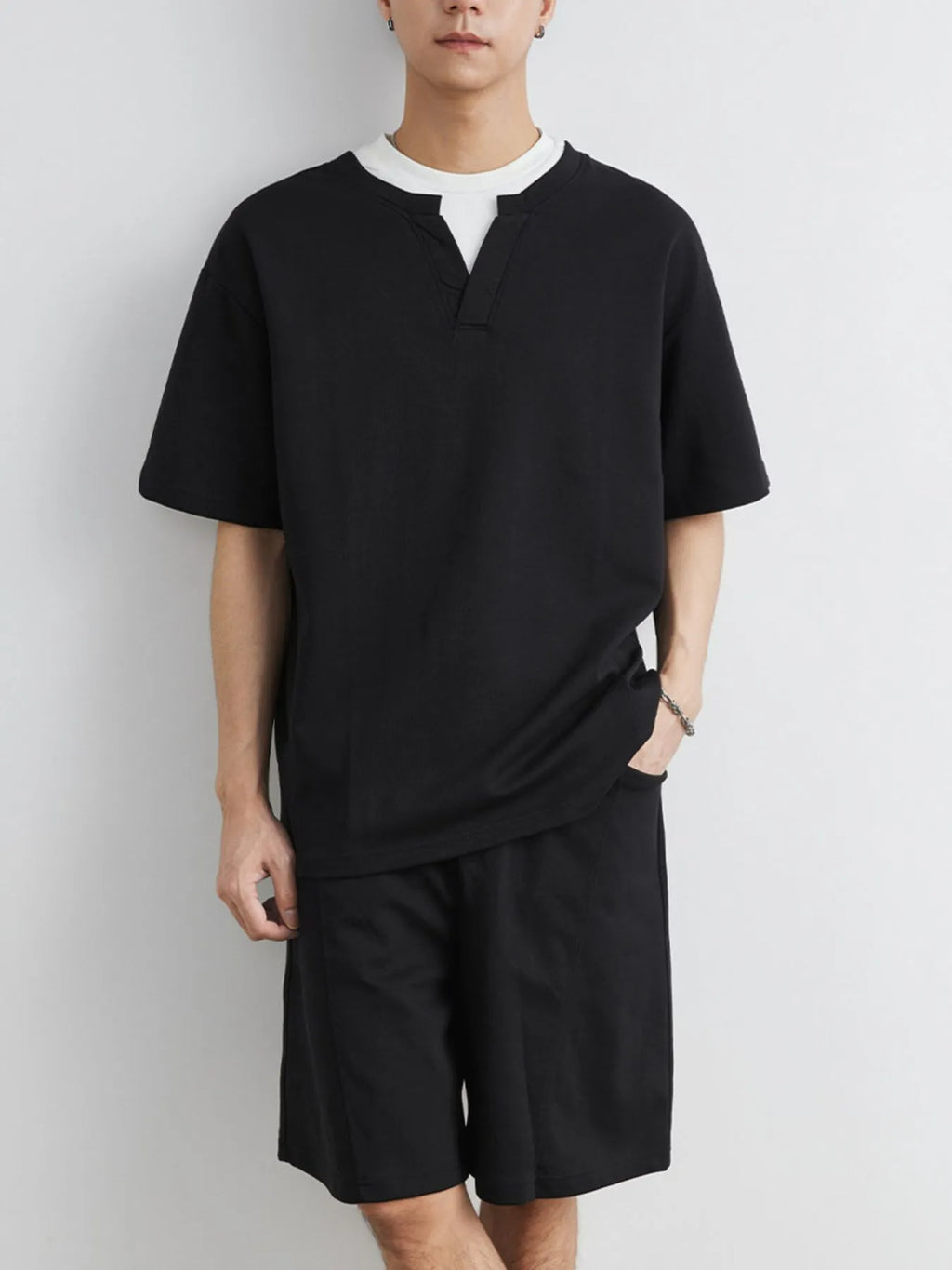 men's men's plus size half sleeve top and shorts set - detail shot
