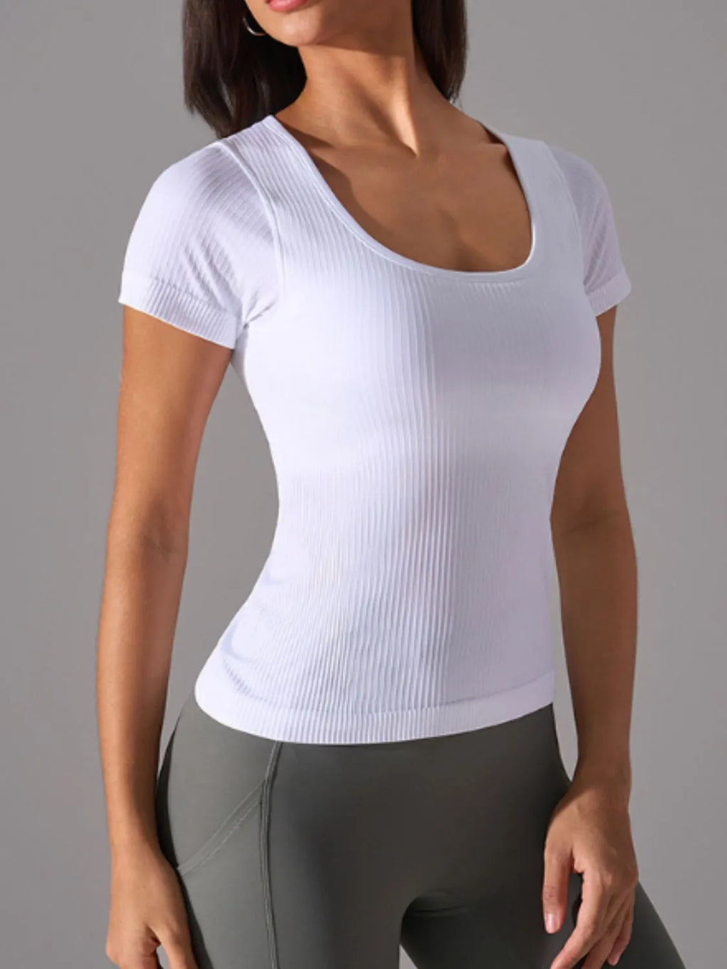 women's square neck active t-shirt with detachable chest pads - styling option