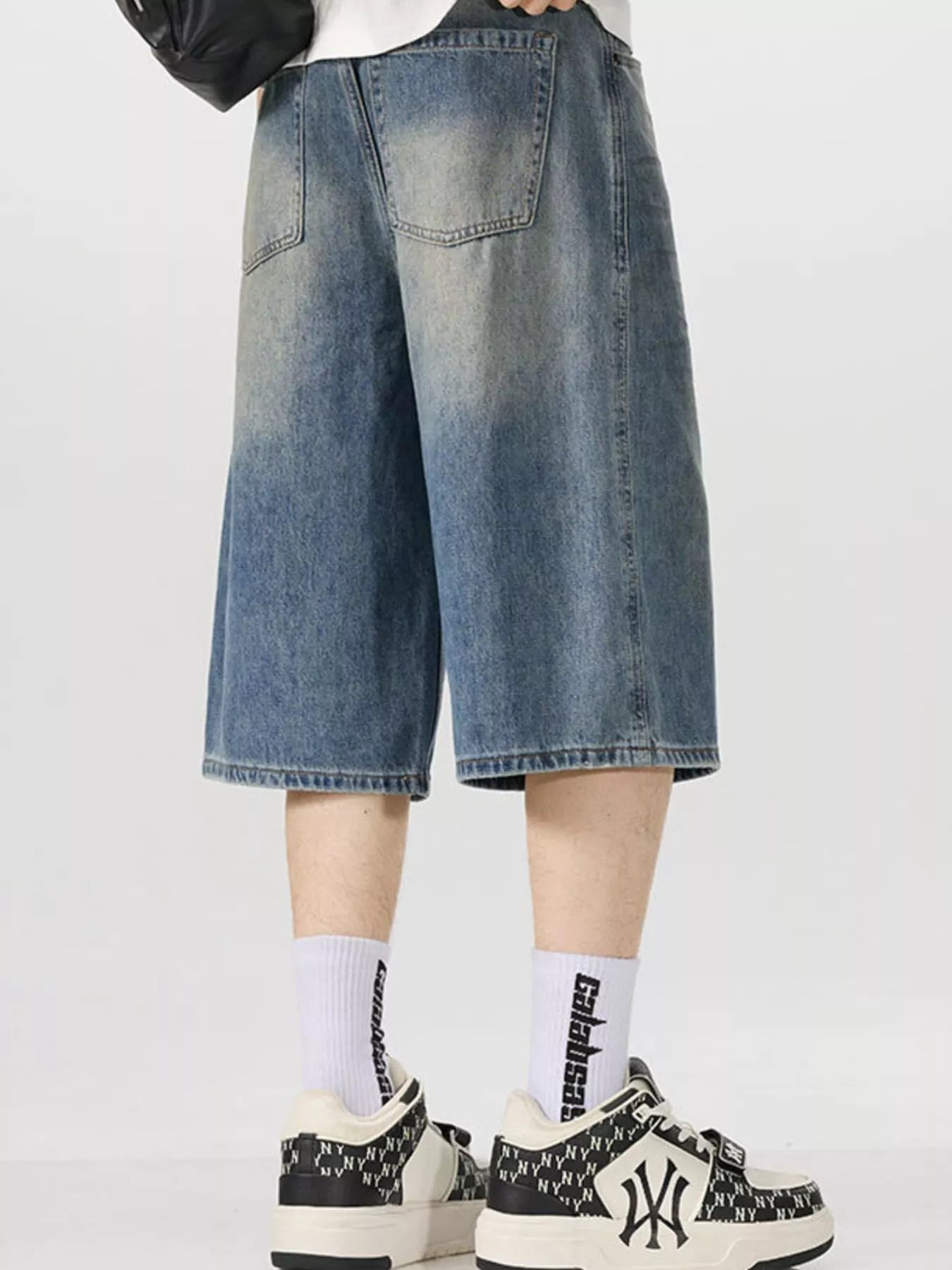 men's men's vintage wash wide-leg capris jeans - additional angle