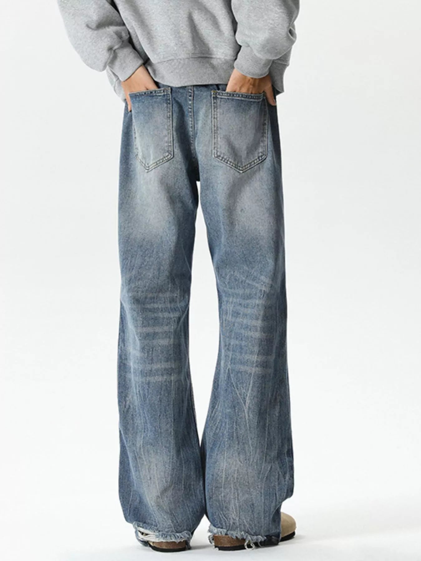 men's men's plus size vintage wash wide leg jeans - styling option