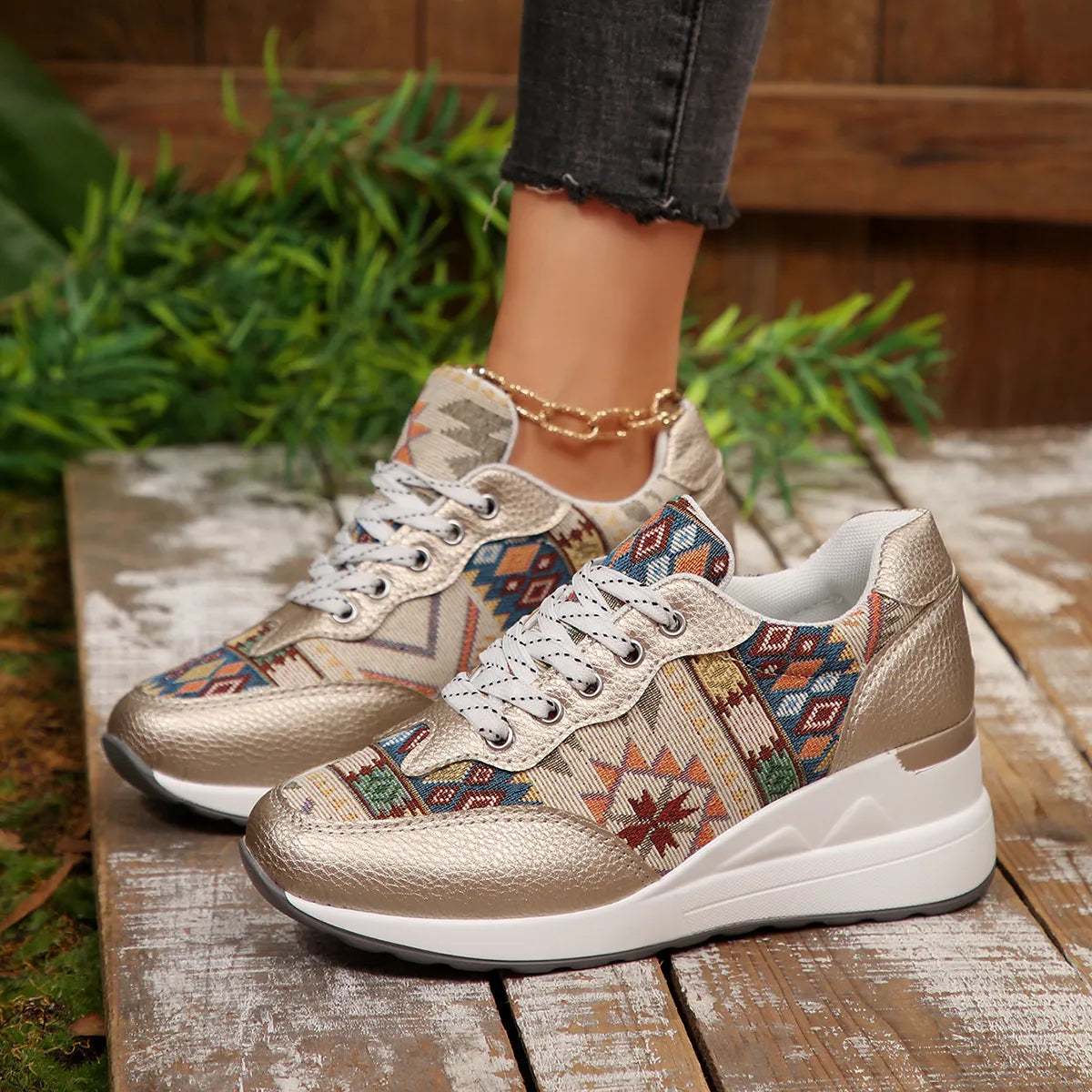 women's geometric lace up wedge sneakers - detail shot