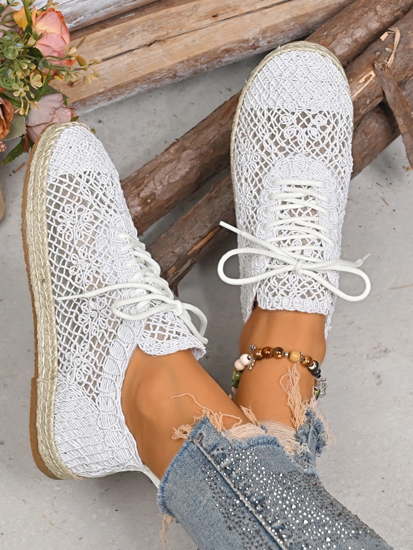 women's breathable woven lace up sneakers - additional image