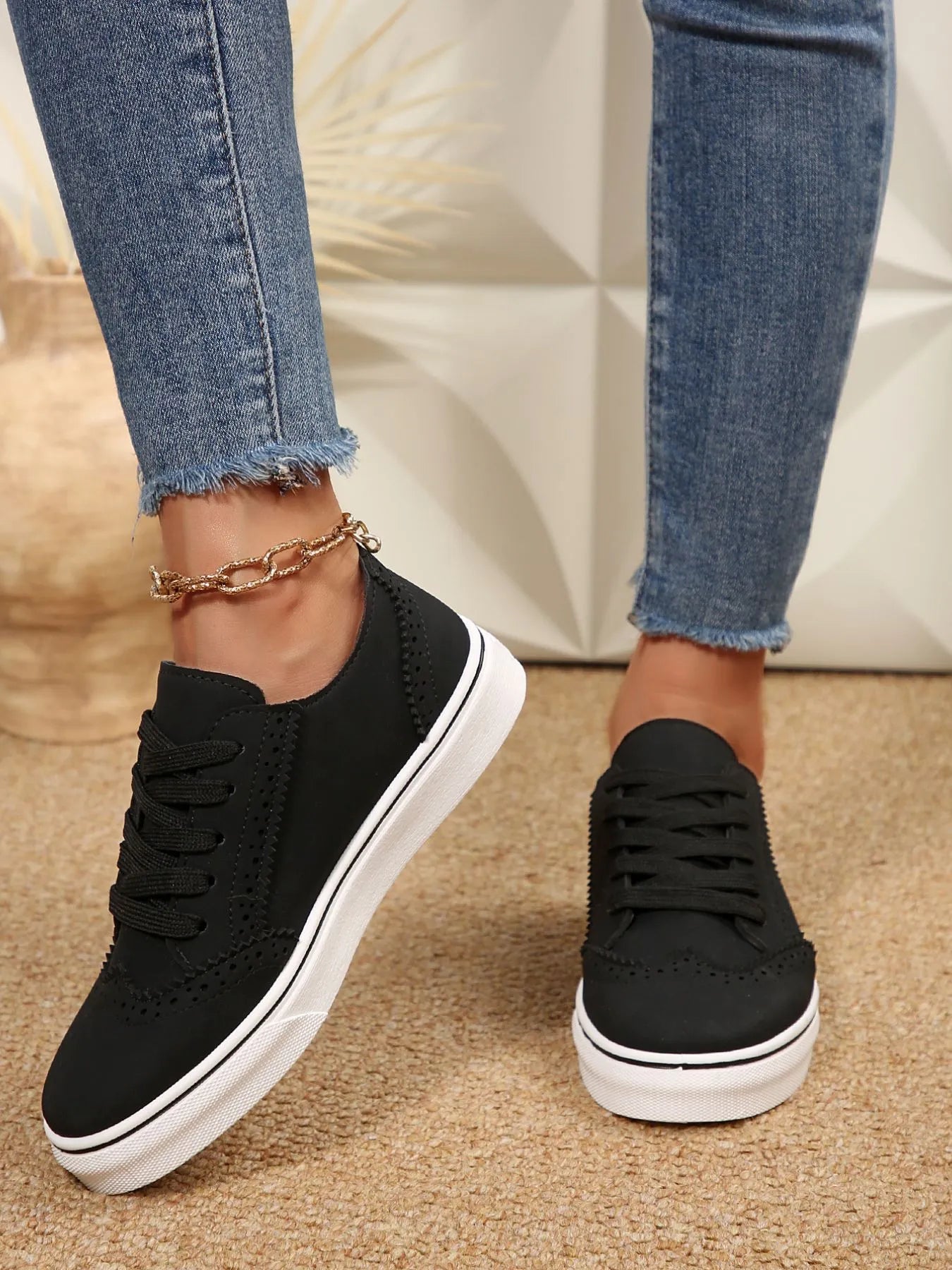 women's lace up round toe platform sneakers - product detail