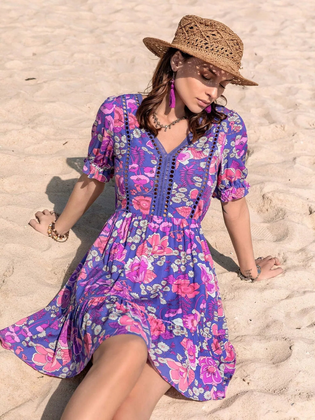 women's floral print v-neck mini dress - close-up detail