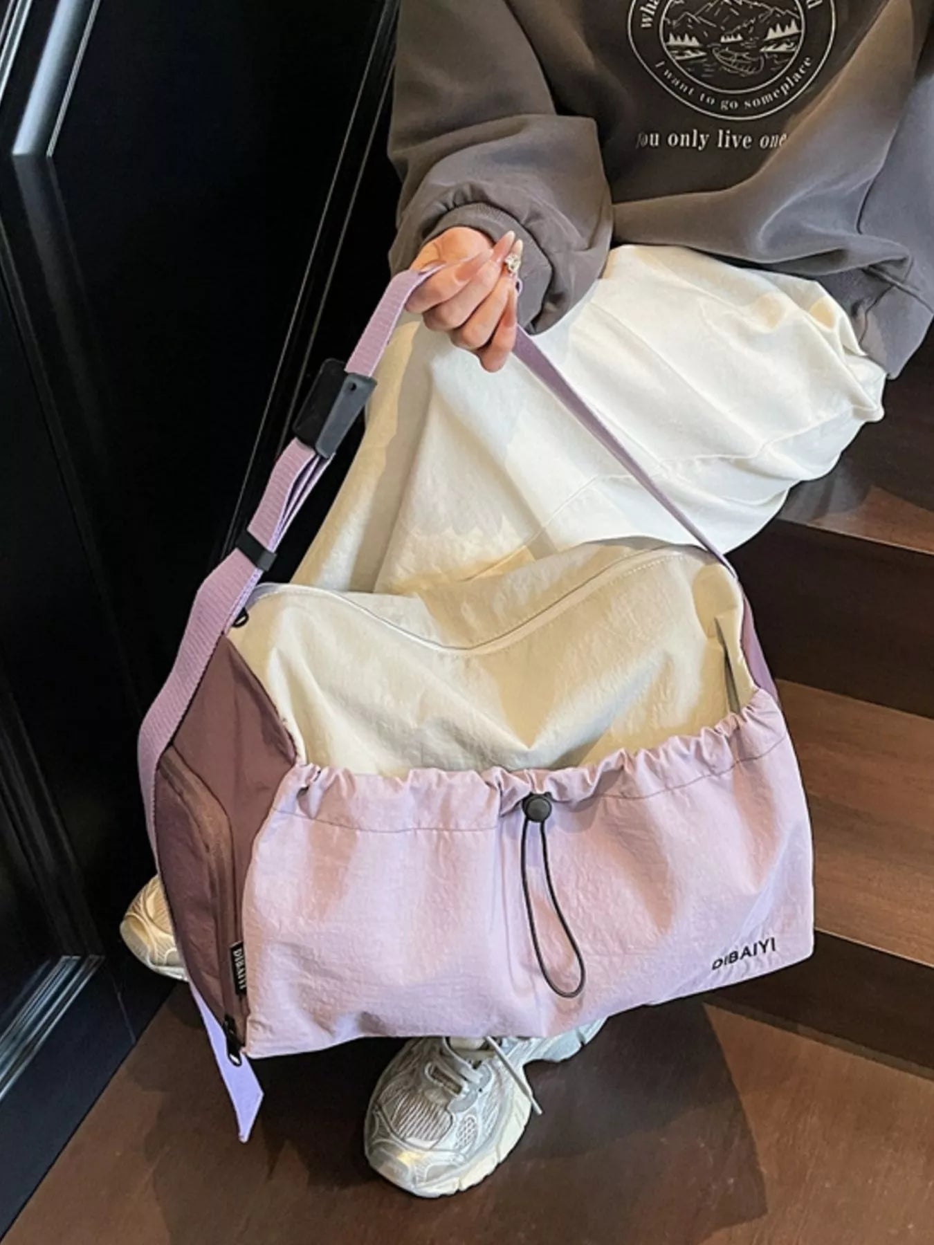 women's lightweight drawstring closure travel bag - extra view