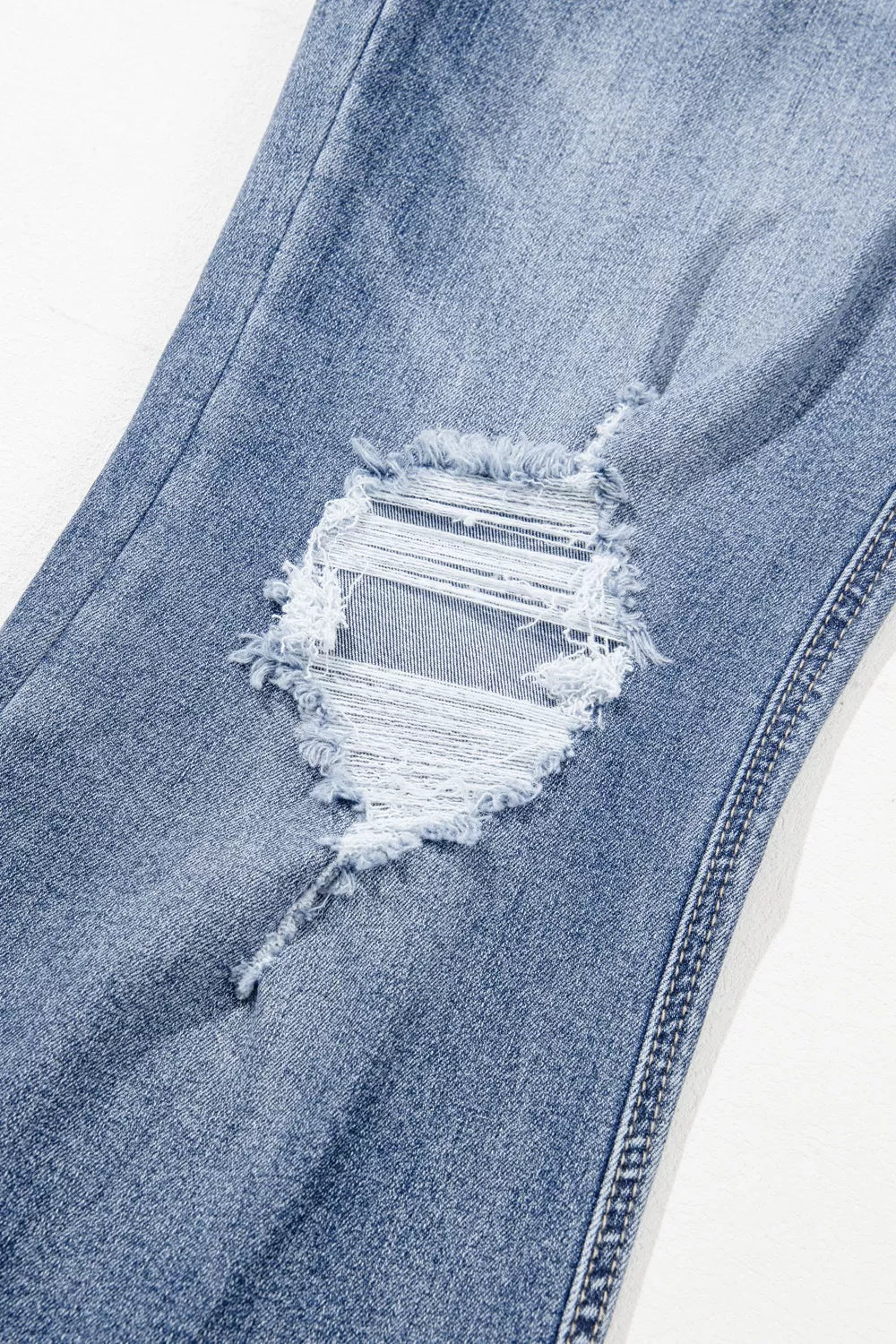 women's distressed flare jeans - additional image