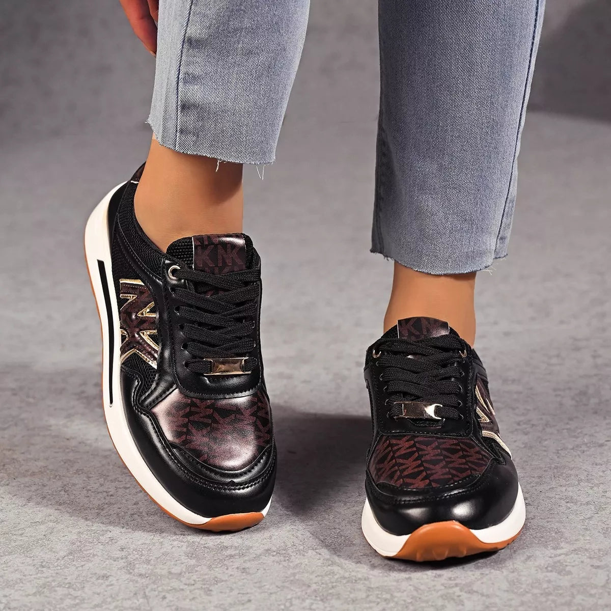 women's lace up round toe sneakers - product detail