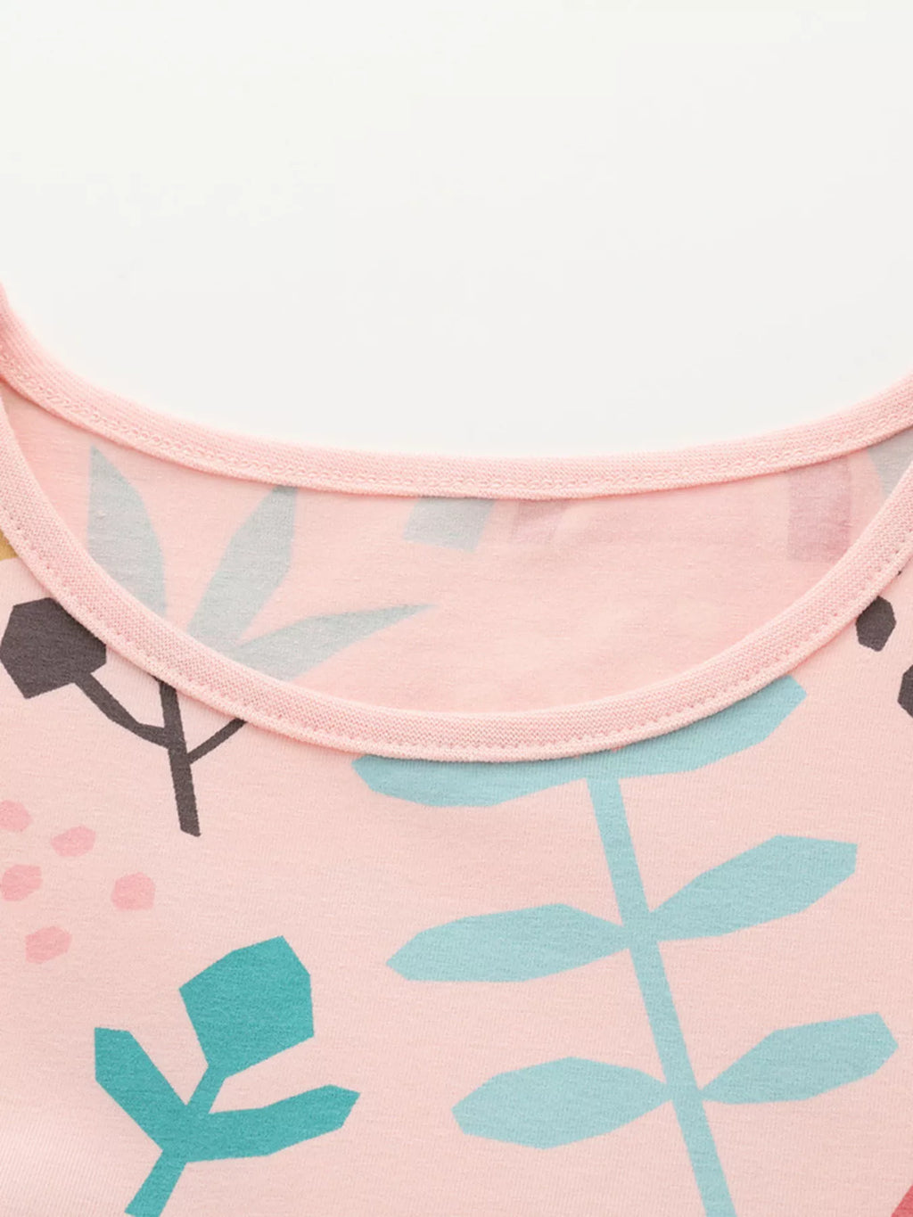 women's children's printed ruffle short sleeve casual dress - close-up detail