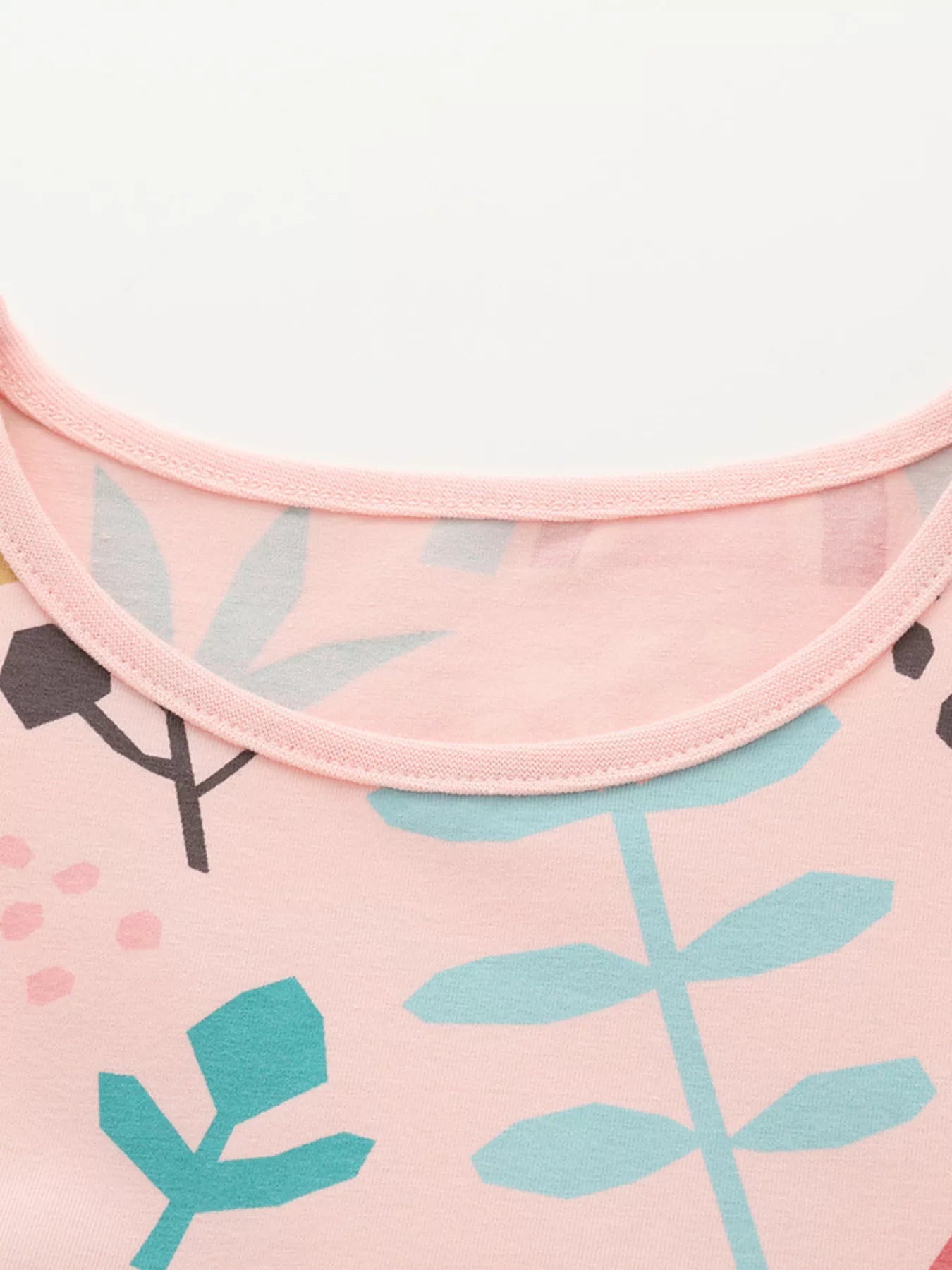 women's children's printed ruffle short sleeve casual dress - close-up detail
