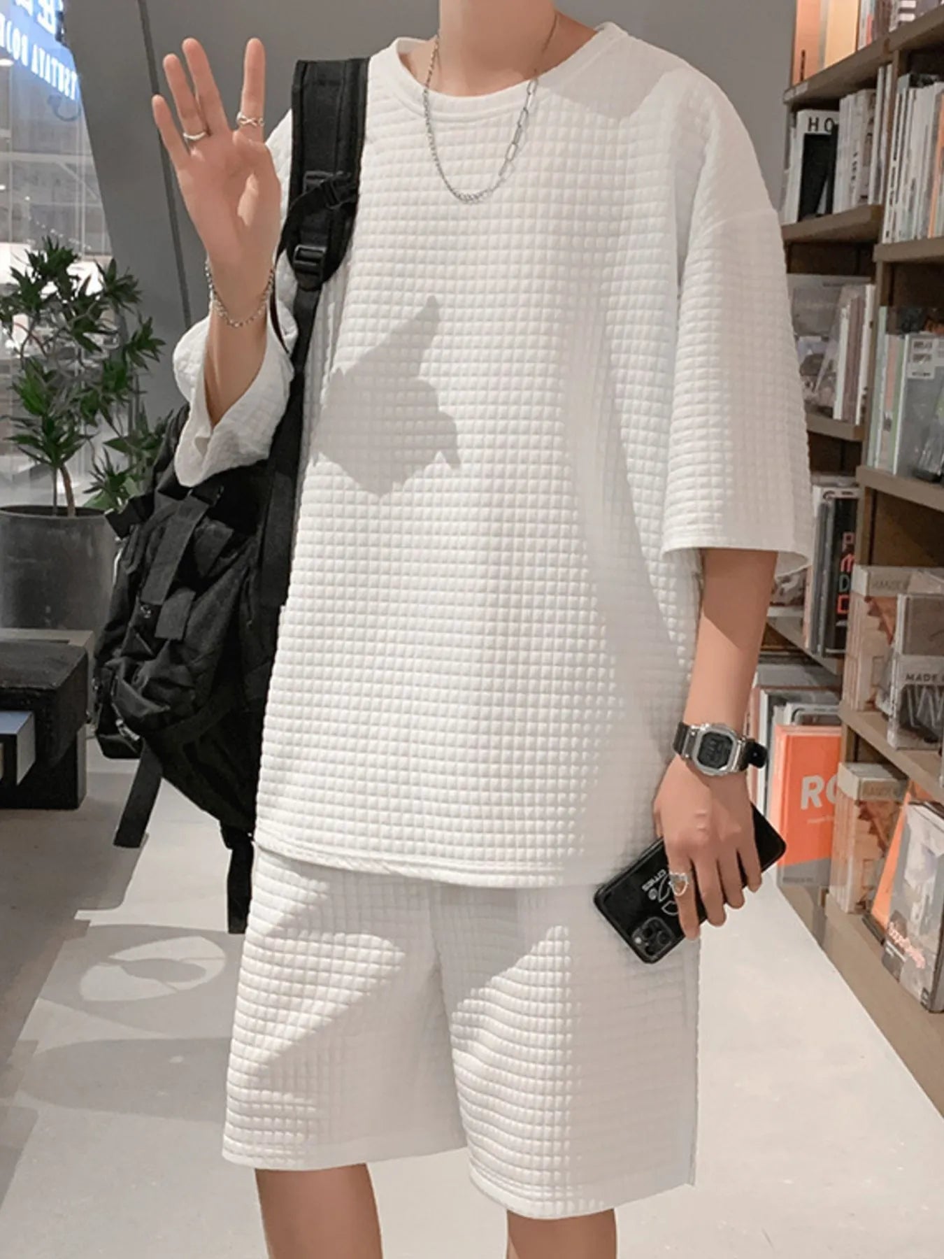 men's men's textured short sleeve t-shirt and shorts set - additional image