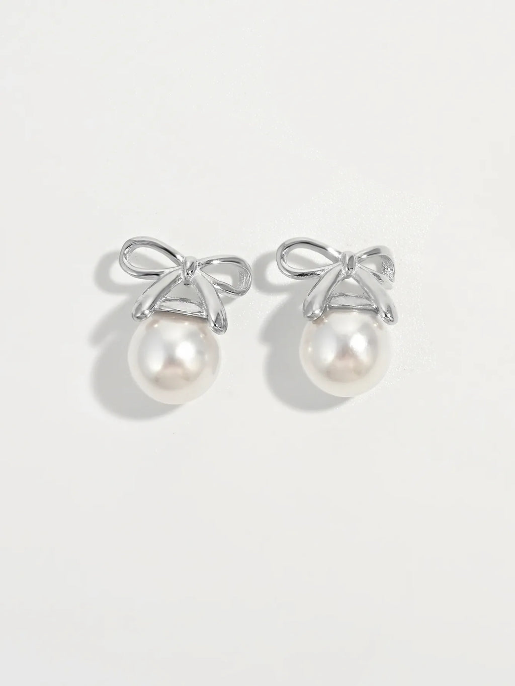 925 Sterling Silver Pearl Bow Earrings