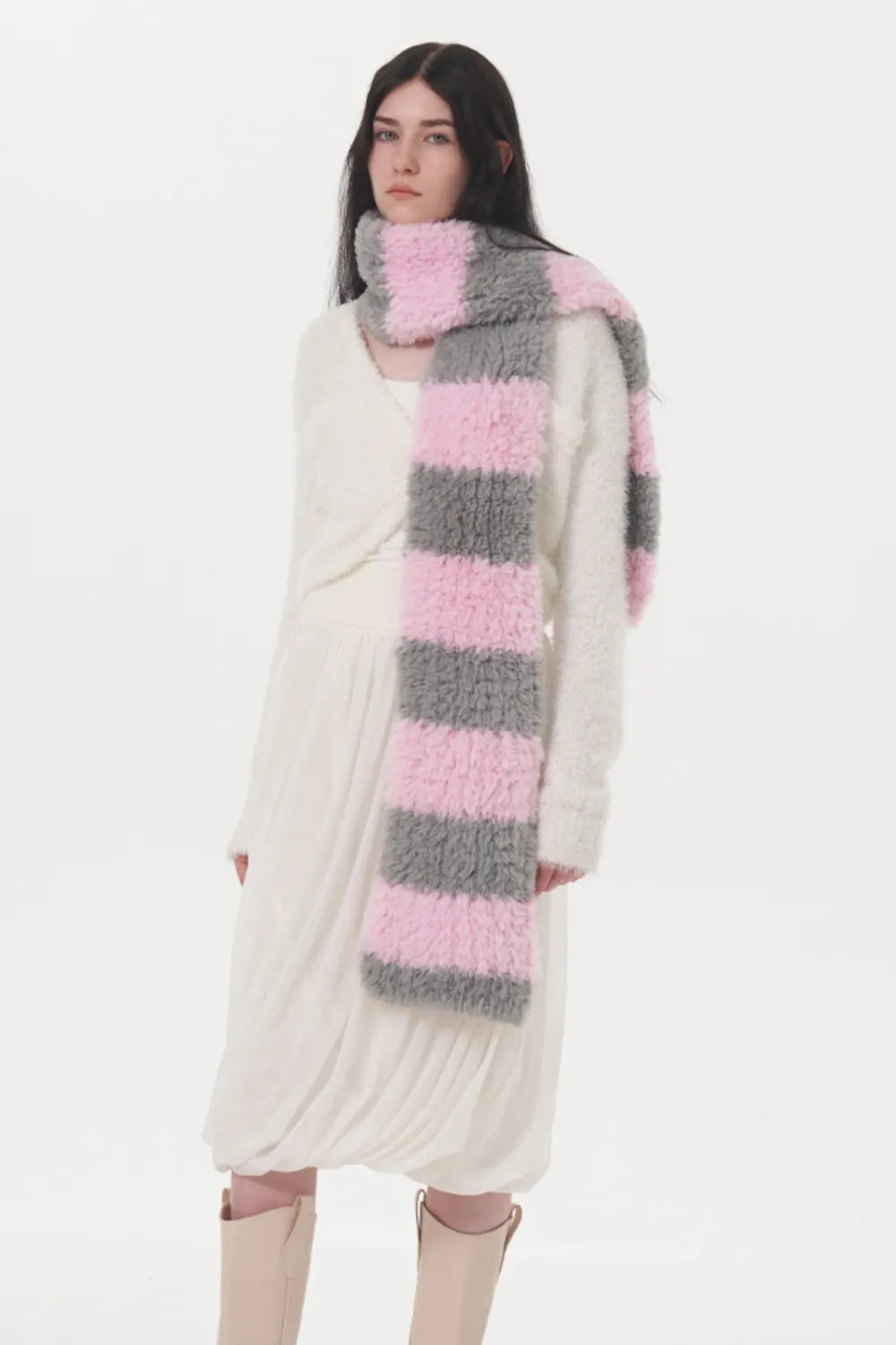 ribbed texture scarf layered over coat