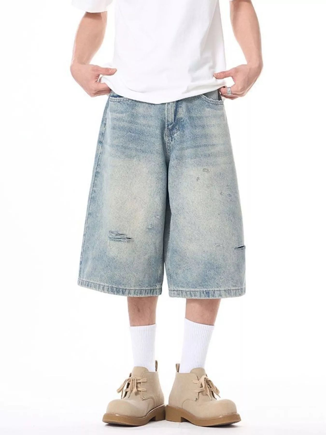 men's men's plus size distressed washed demin shorts - close-up detail