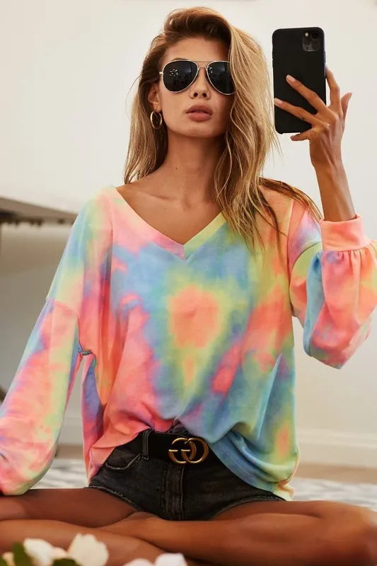 women's bibi tie dye french terry v neck top - detail shot