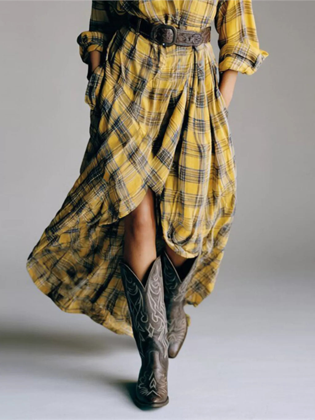 women's full size plaid high-low long sleeve shirt dress plus size - detail shot