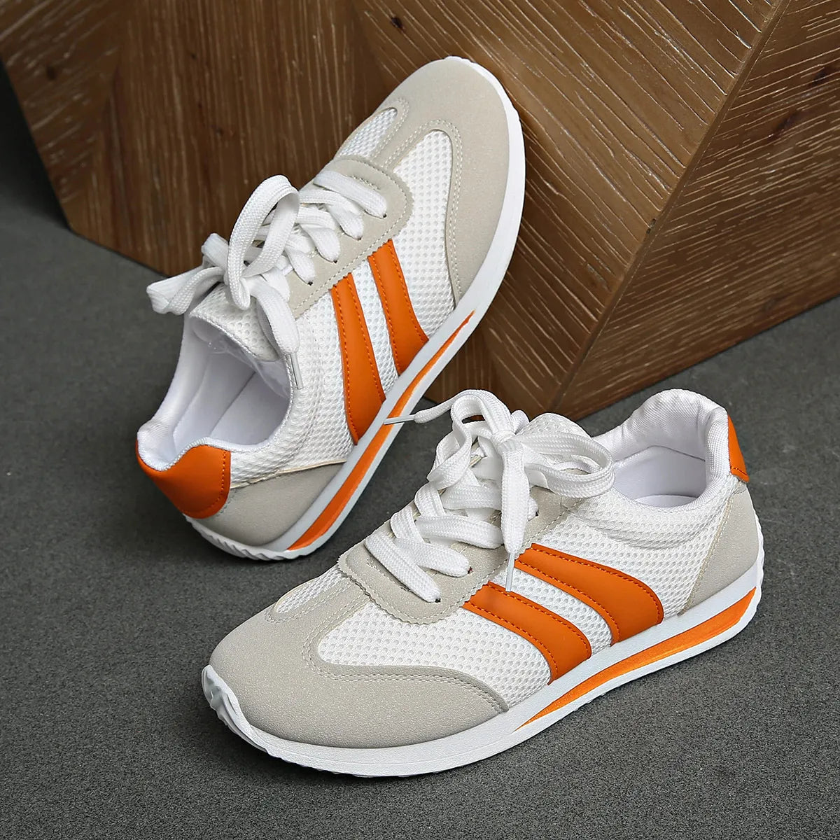 women's striped contrast mesh lace up sneakers - styling option