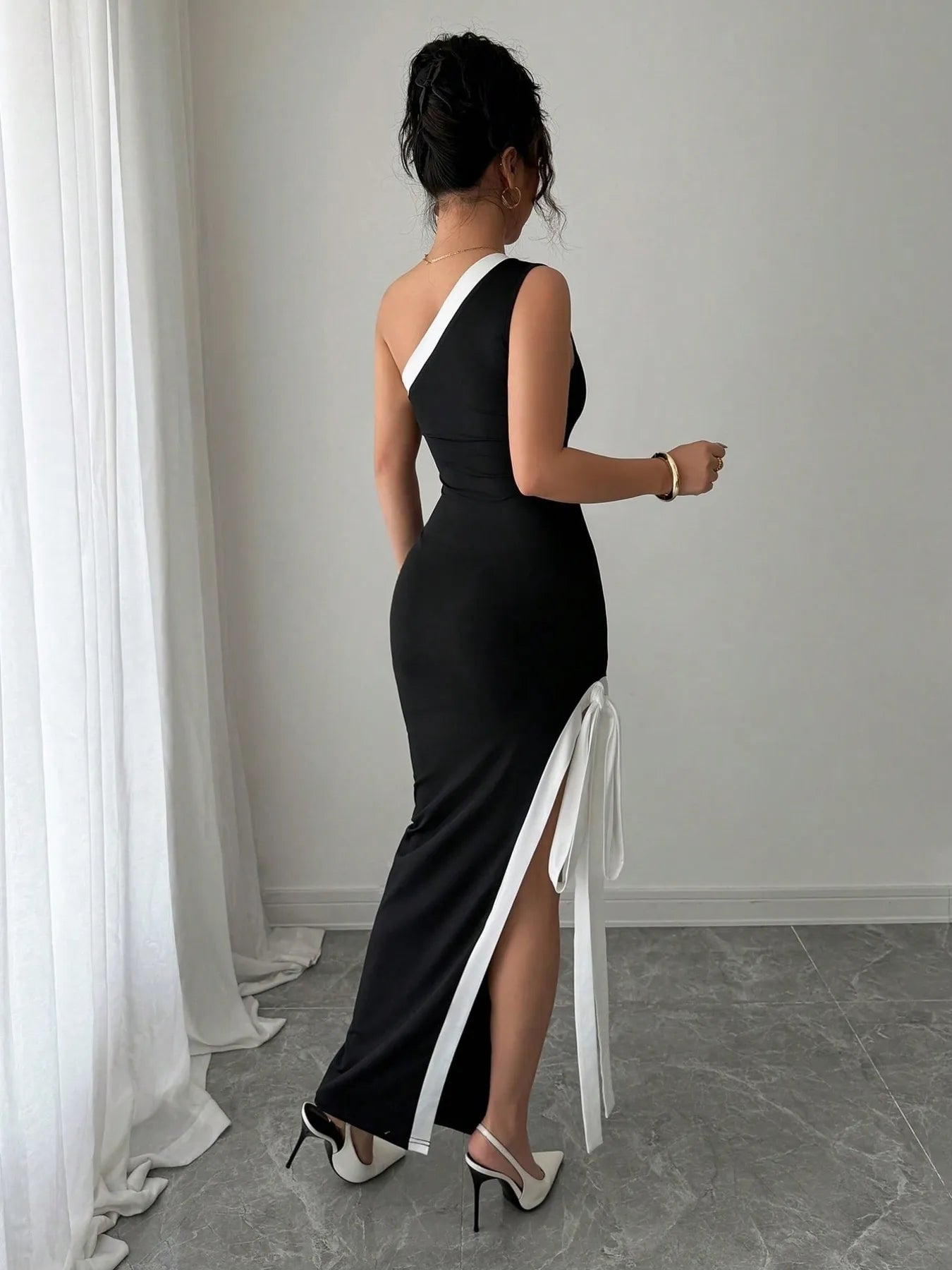 Slit Contrast Trim One-Shoulder Dress – Donjane Black