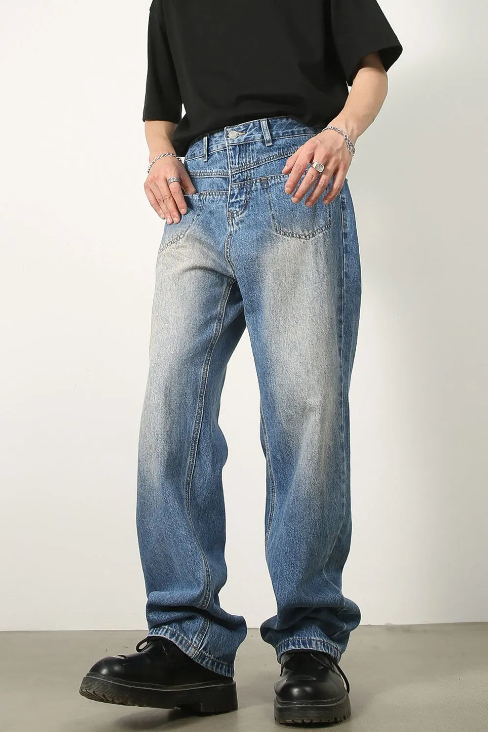 Men's Mid Rise Jeans Medium