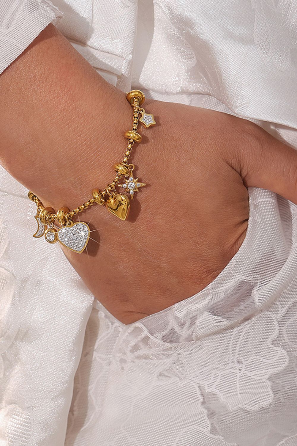 activewear — titanium steel inland zircon heart charm bracelet