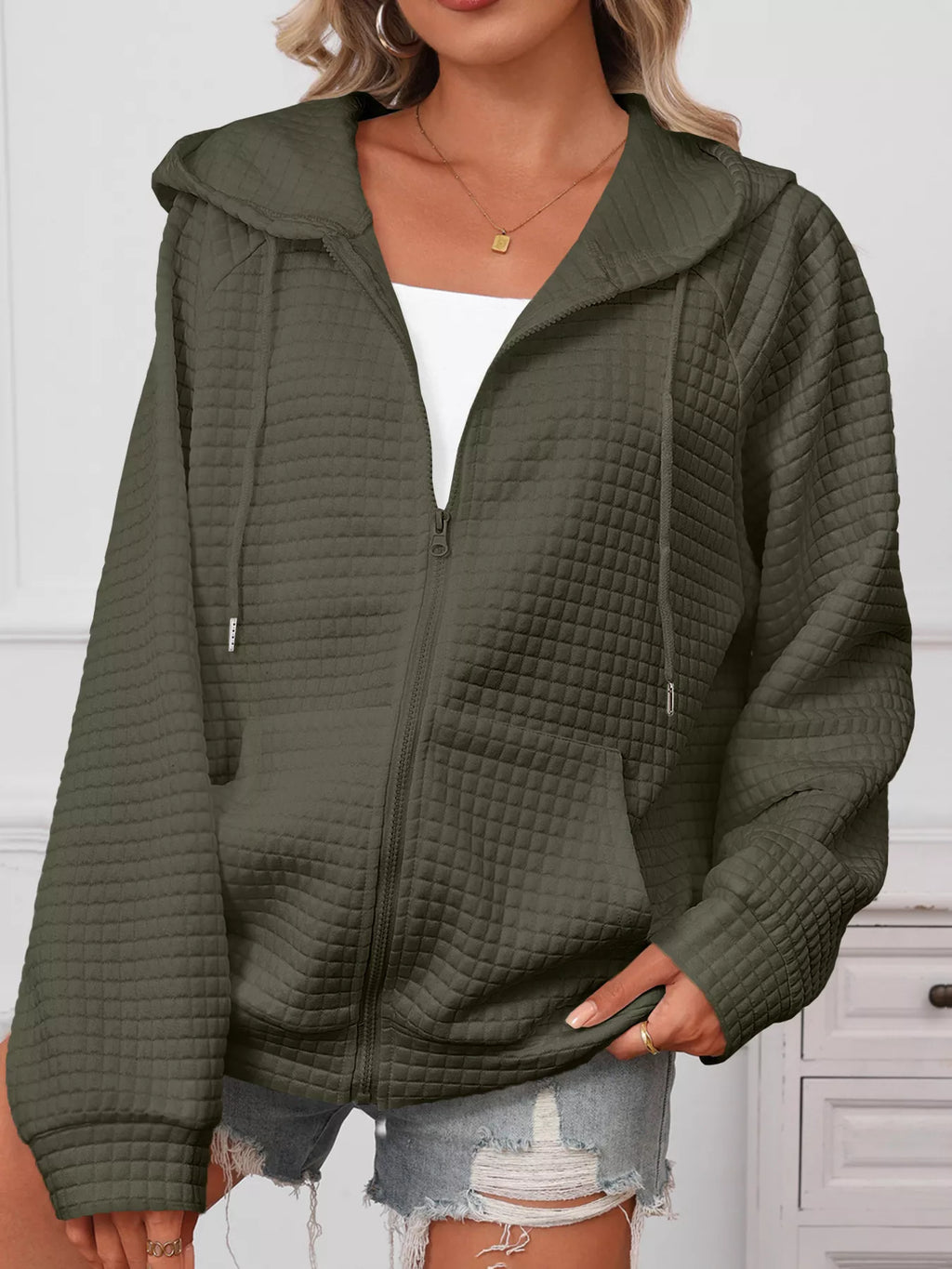 women's full size textured quilted zip-up hooded jacket plus size - styling option