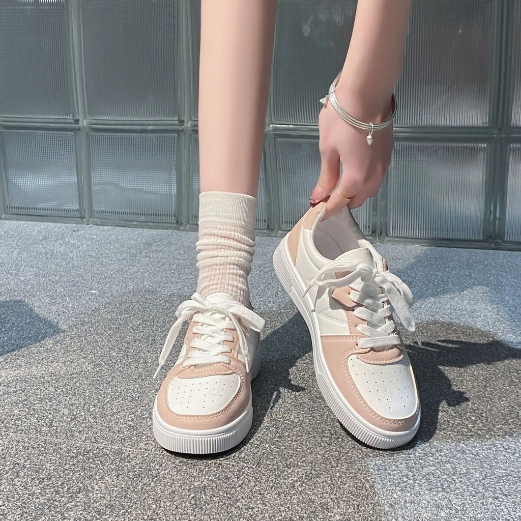 women's low-top lace-up breathable sneakers - back view
