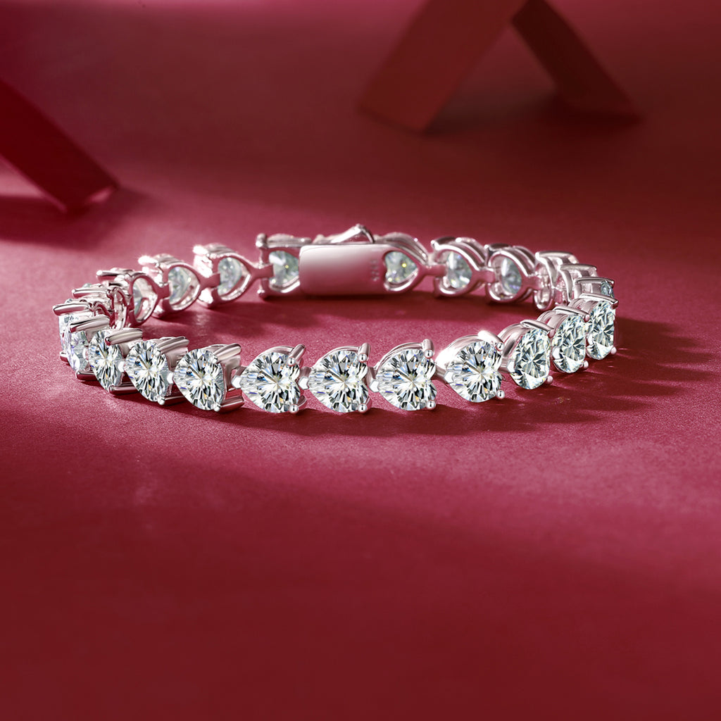 24 carat moissanite 925 sterling silver heart bracelet styled as ring