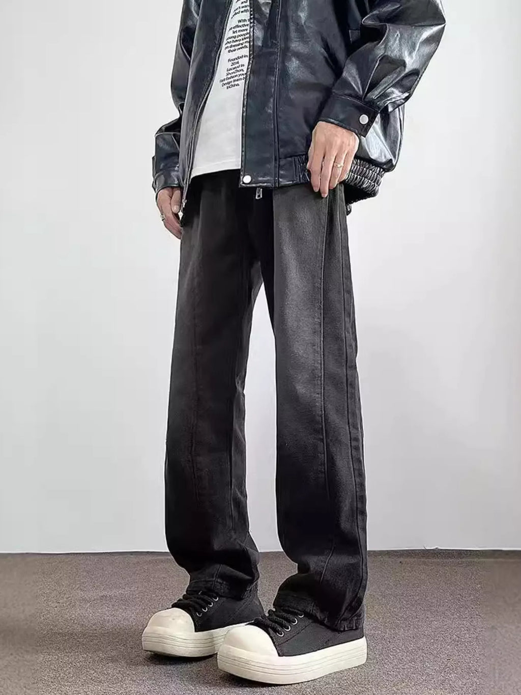 men's men's full size vintage wash wide leg jeans plus size - close-up detail