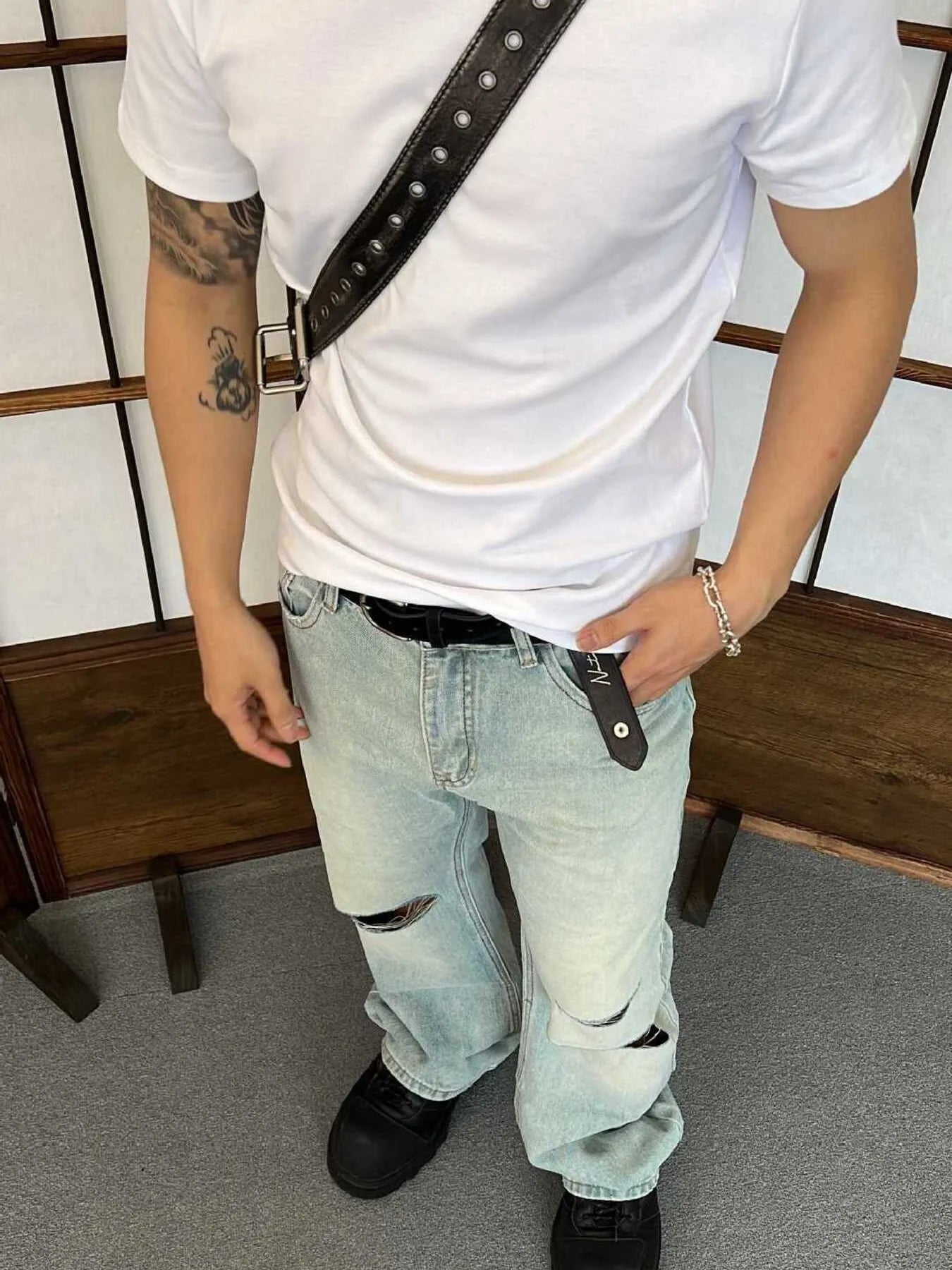 men's men's classic crew neck short sleeve t-shirt - styling option